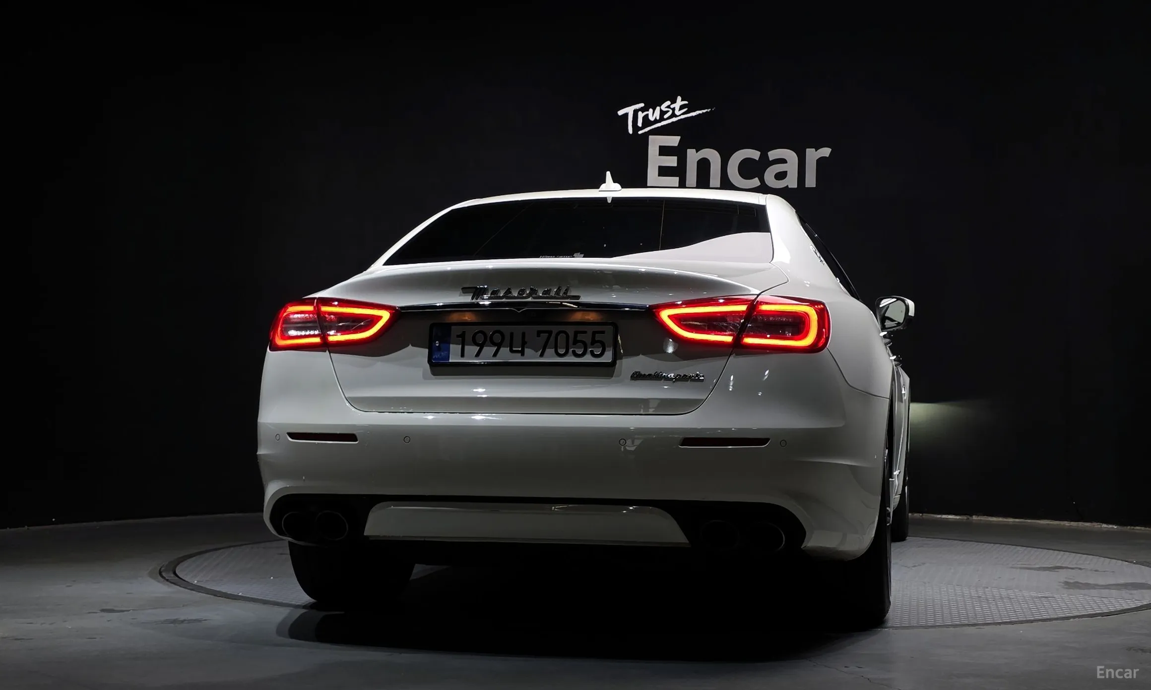 Maserati Quattroporte превью 4