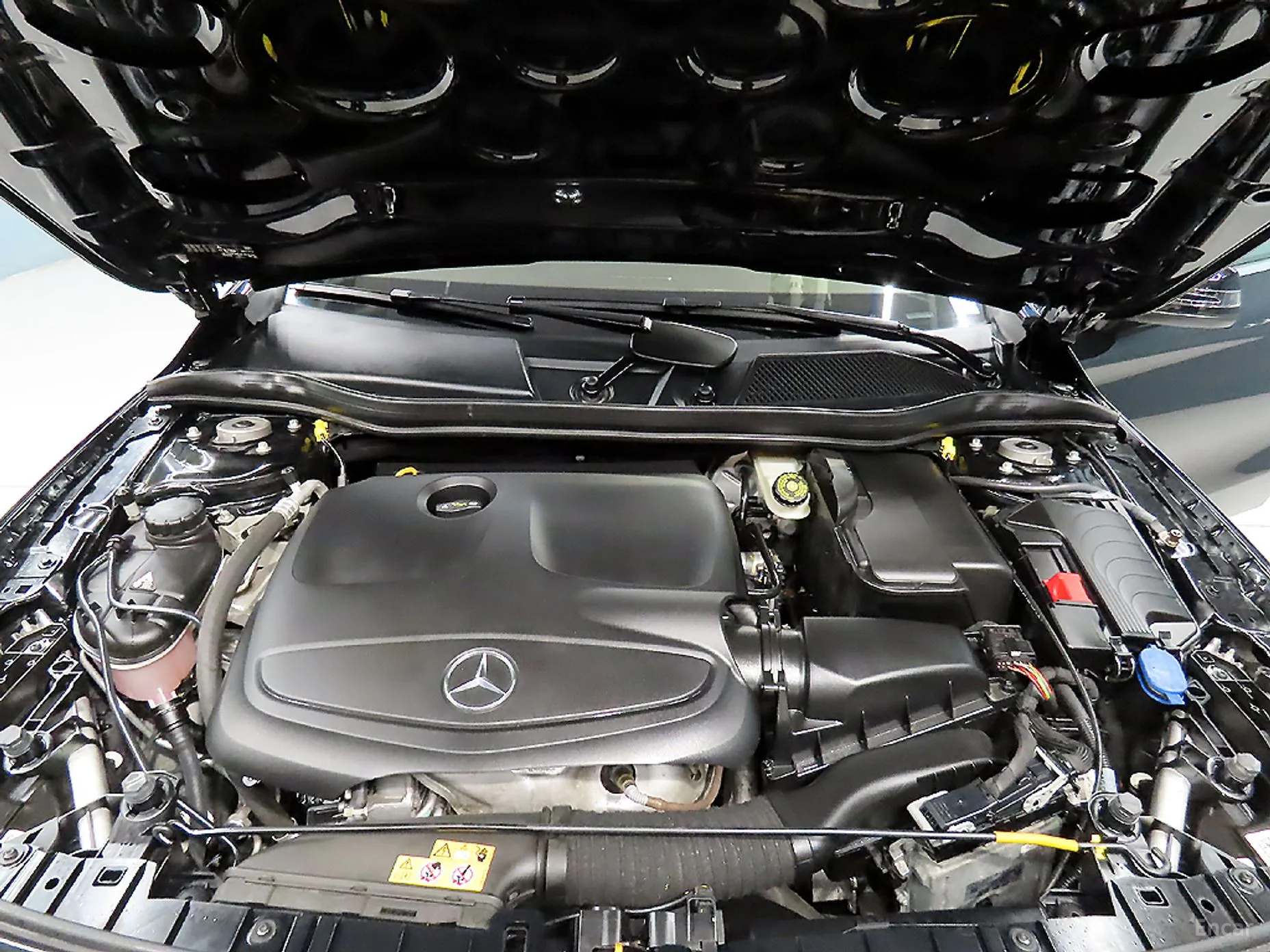 Mercedes Benz GLA-Class X156 превью 6