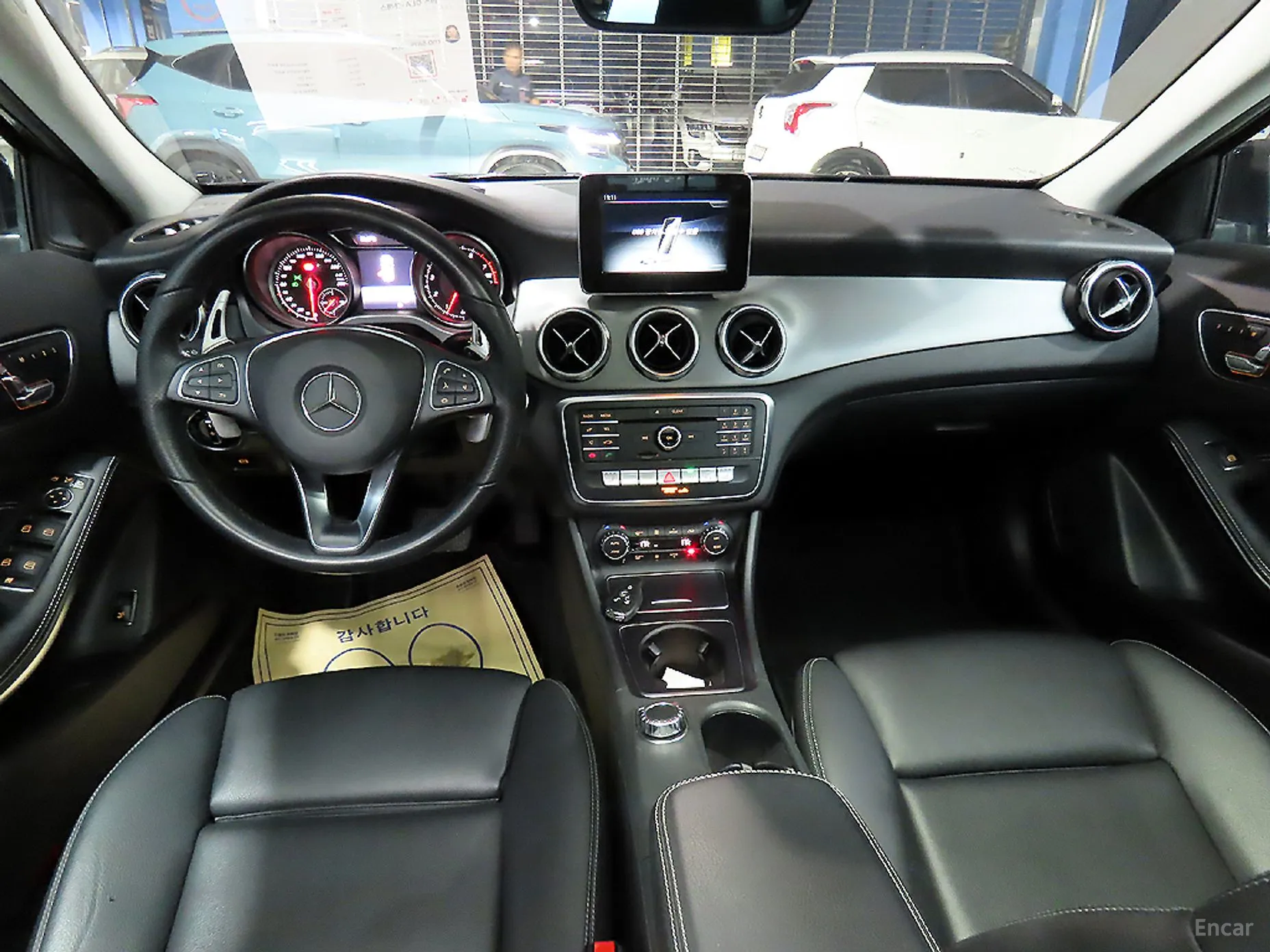 Mercedes Benz GLA-Class X156 превью 7