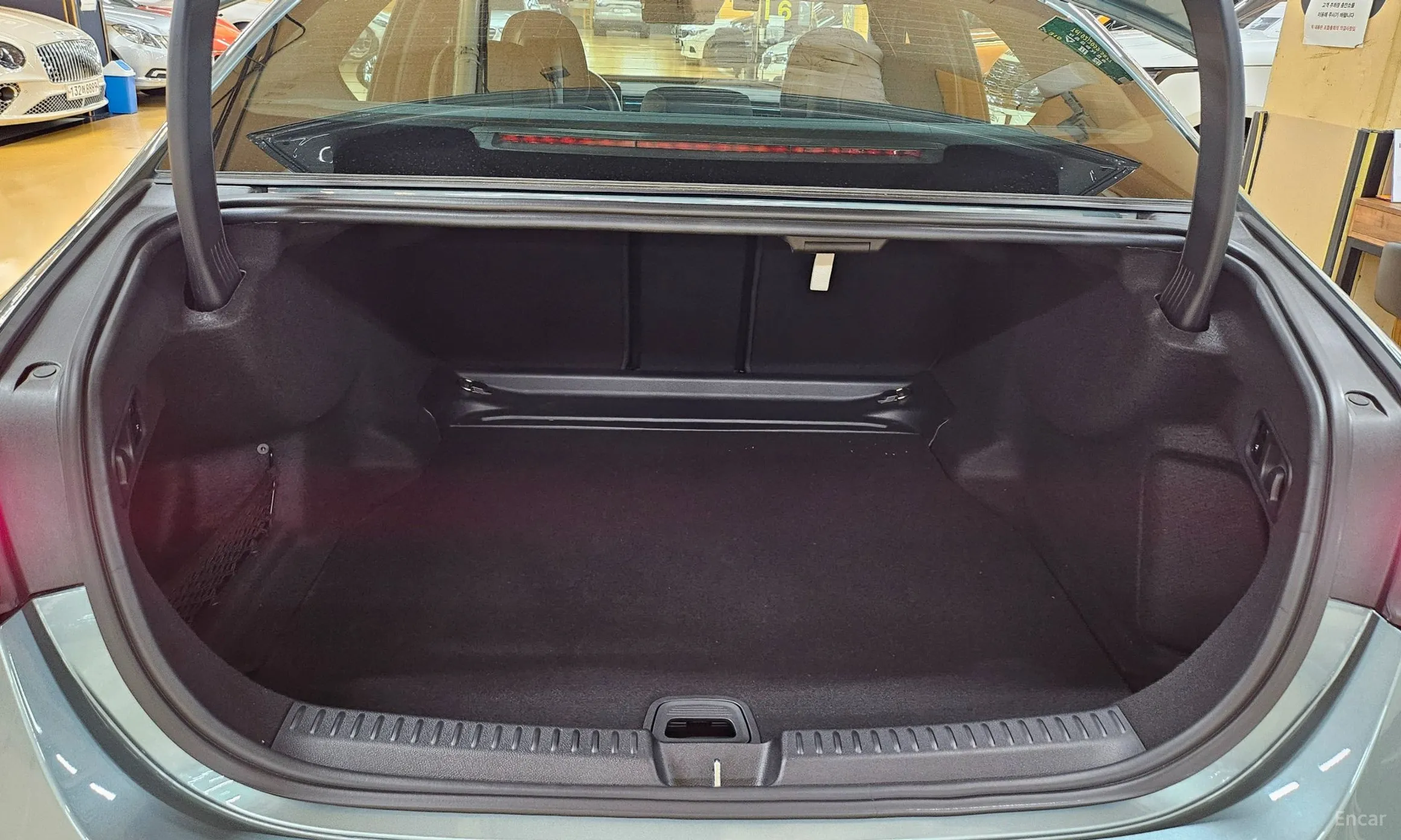 Mercedes Benz E-Class W214 превью 10