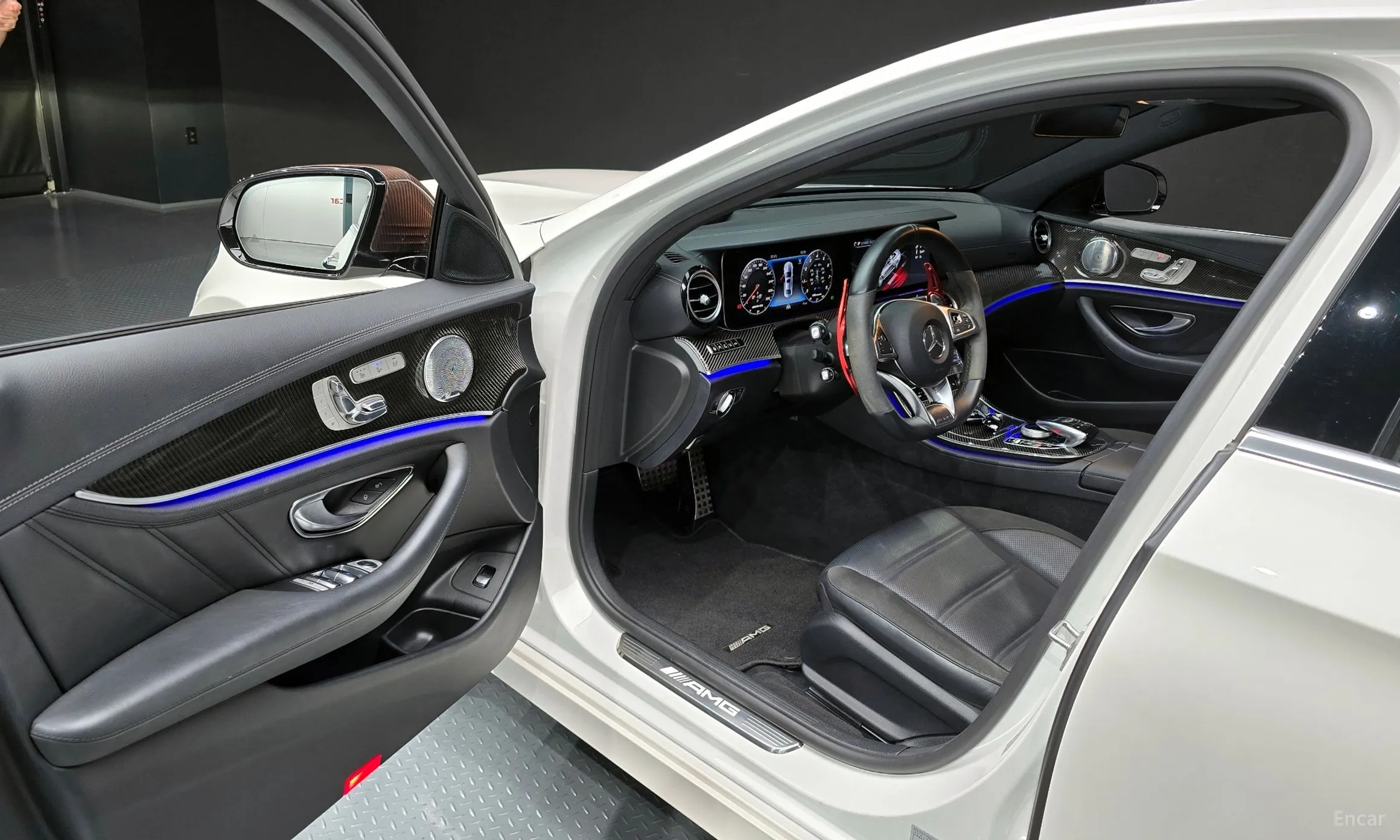 Mercedes Benz E-Class W213 превью 10