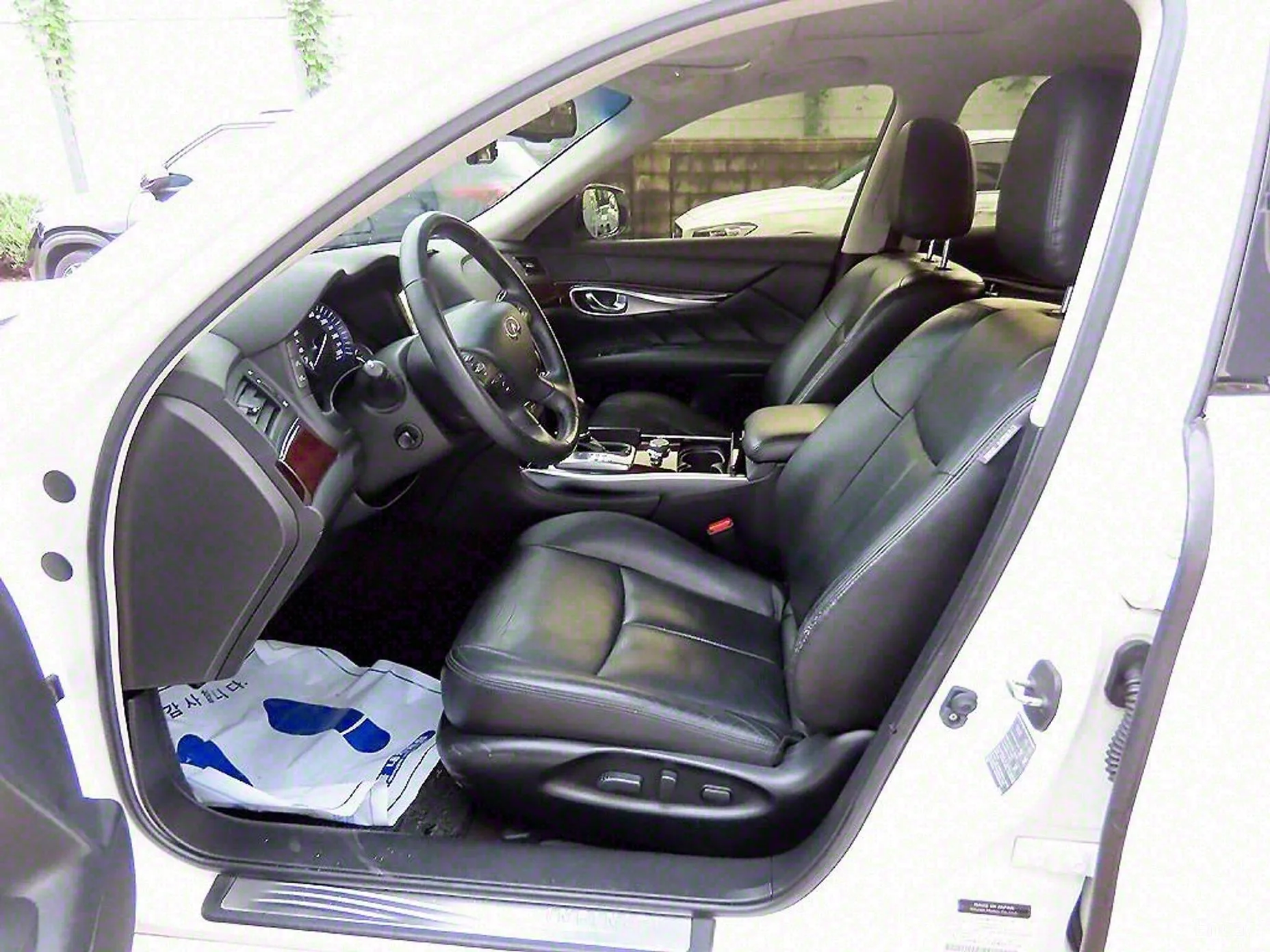 Infiniti Q70 превью 5