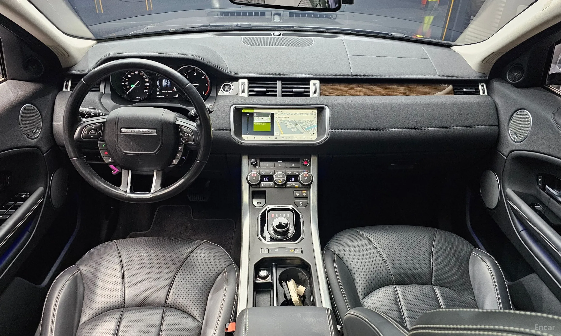 Land Rover Range Rover Evoque превью 7