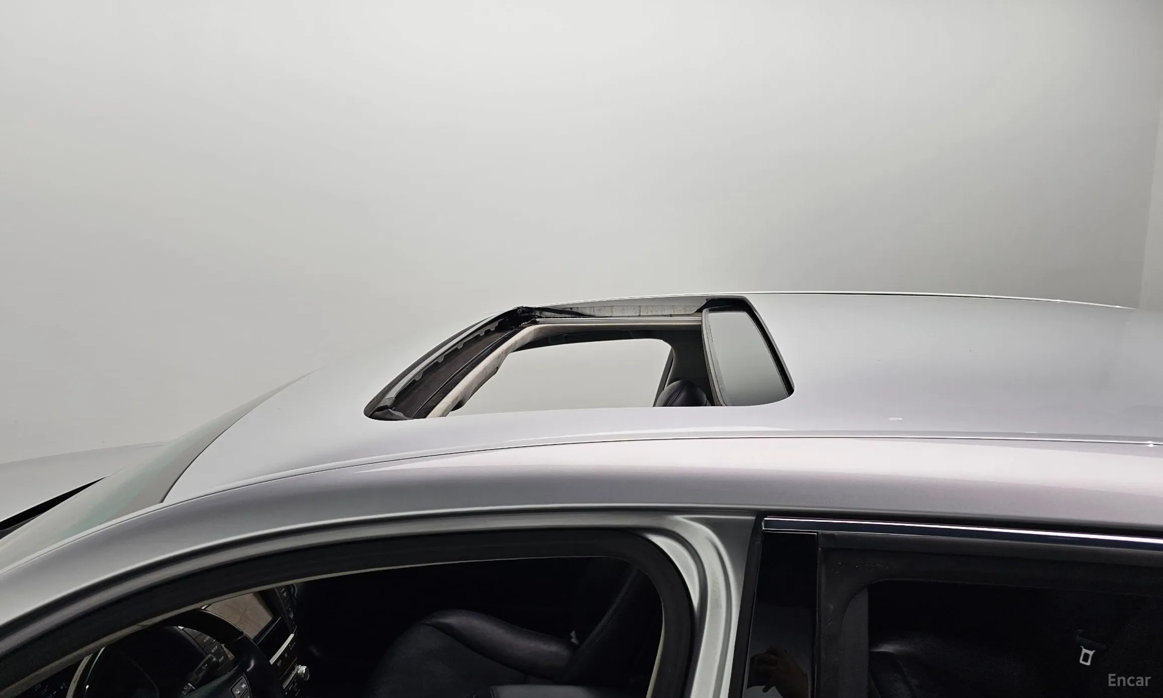Lexus LS460L превью 20
