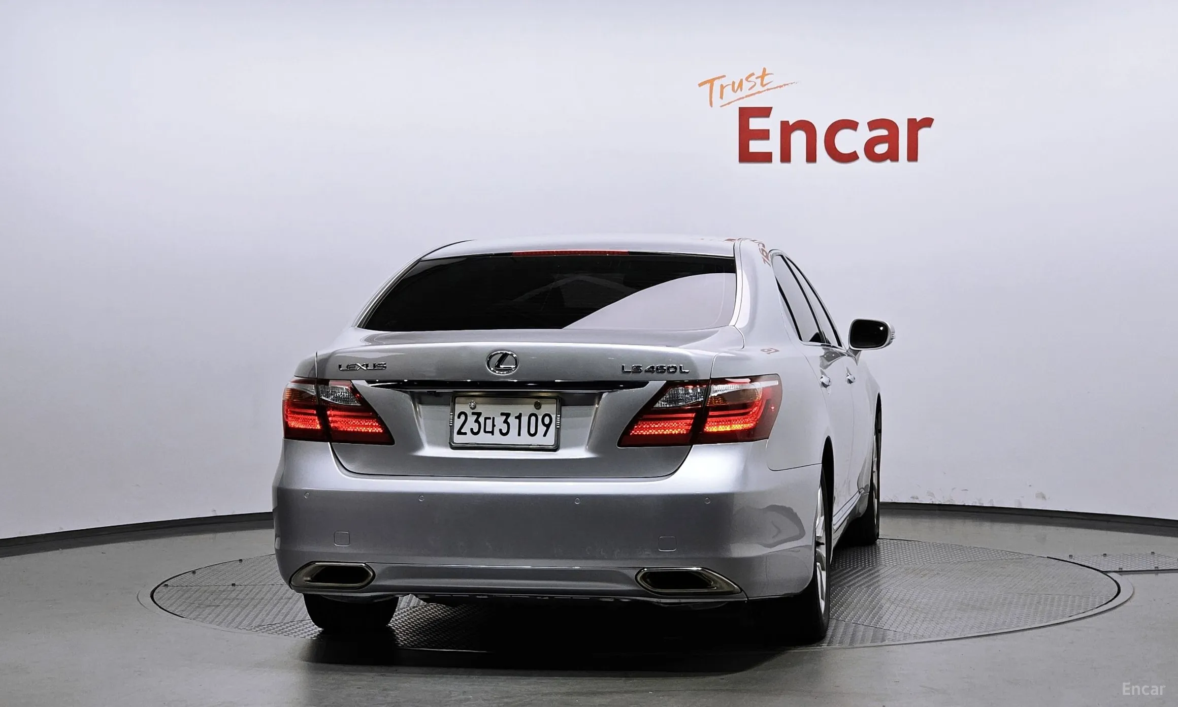 Lexus LS460L превью 4