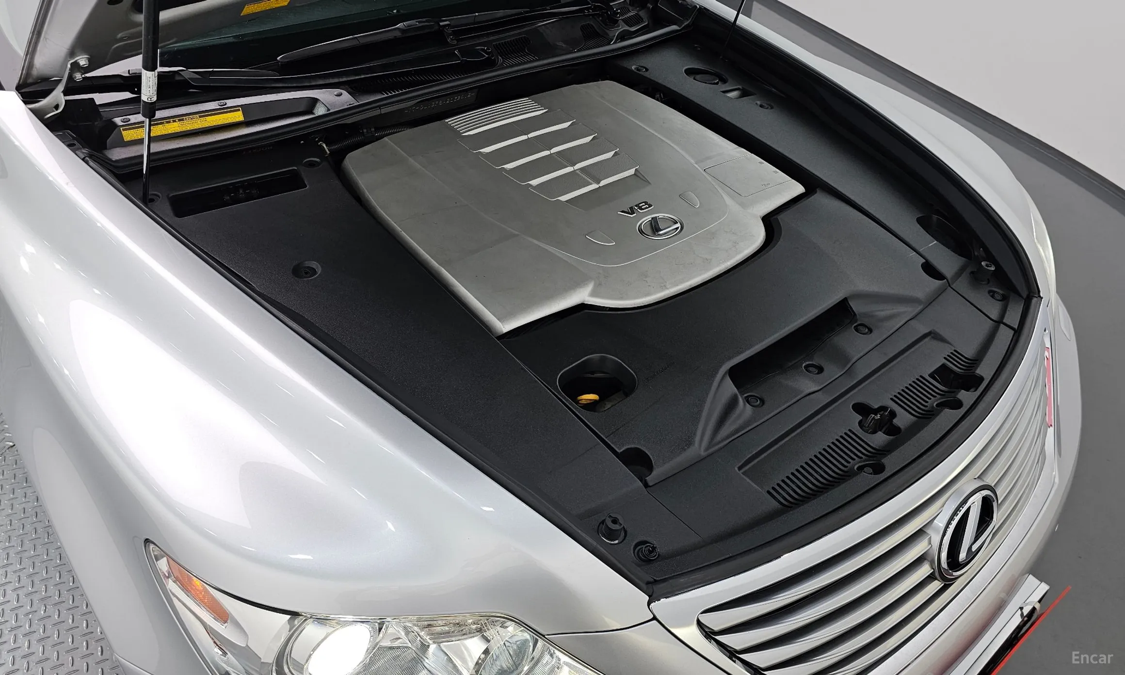 Lexus LS460L превью 6