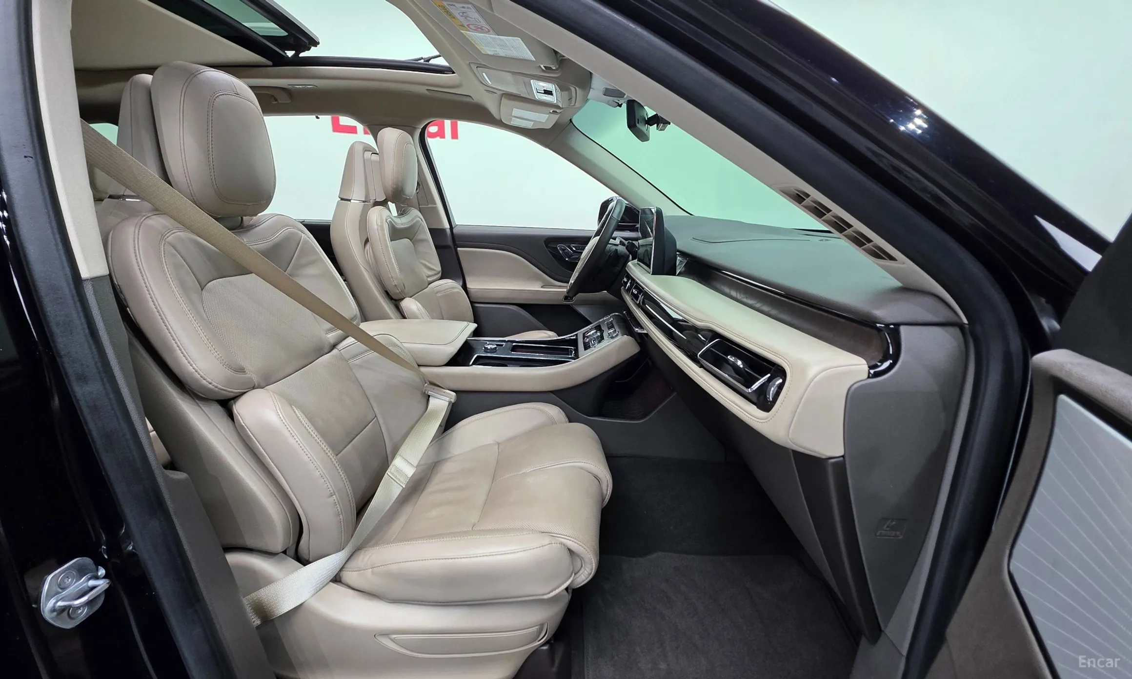 Lincoln Aviator 2nd Generation превью 10