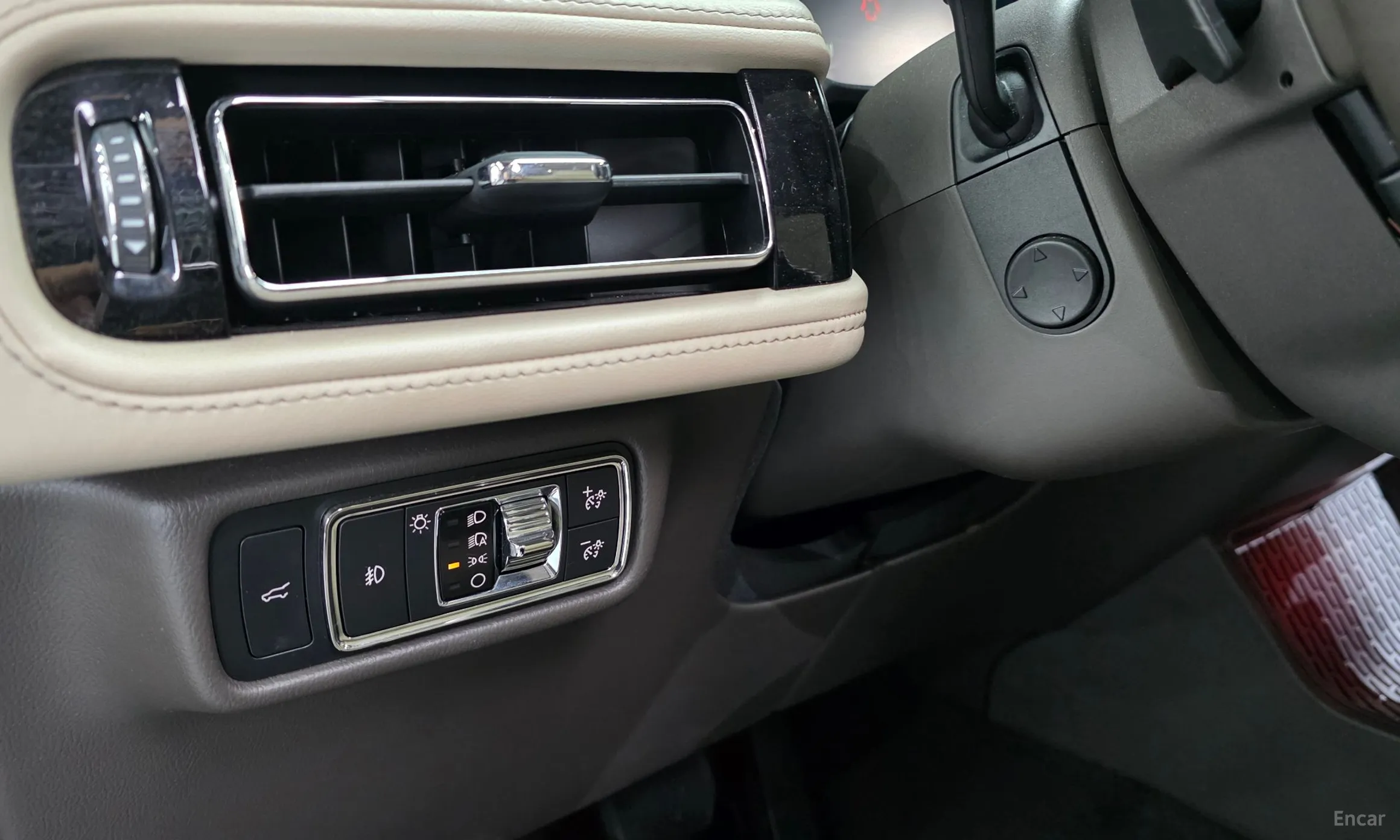 Lincoln Aviator 2nd Generation превью 14