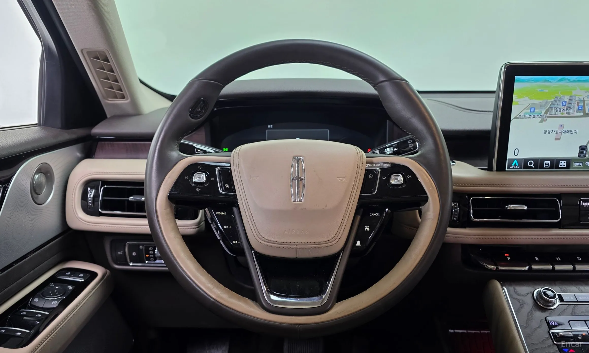 Lincoln Aviator 2nd Generation превью 15