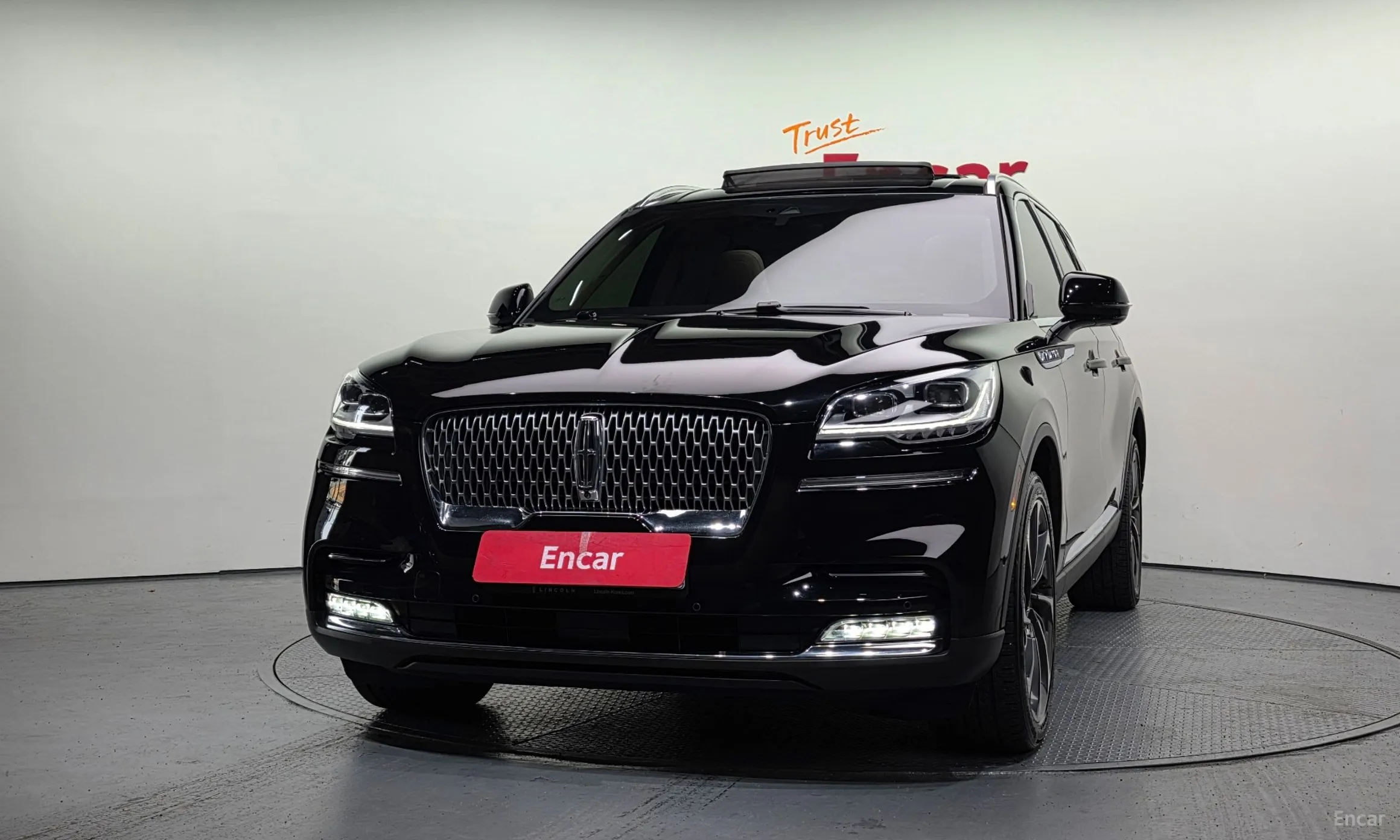 Lincoln Aviator 2nd Generation превью 3