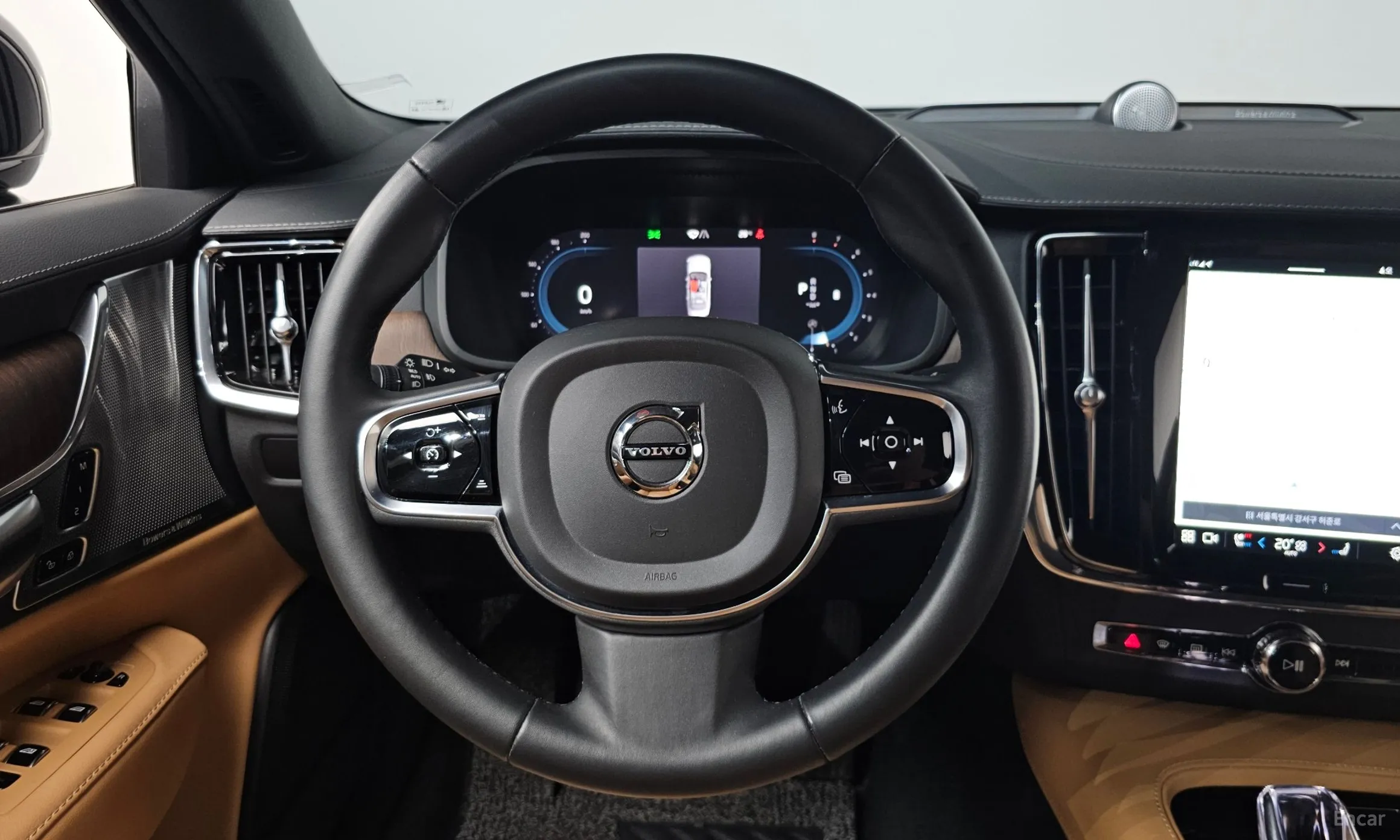 Volvo S90 превью 13