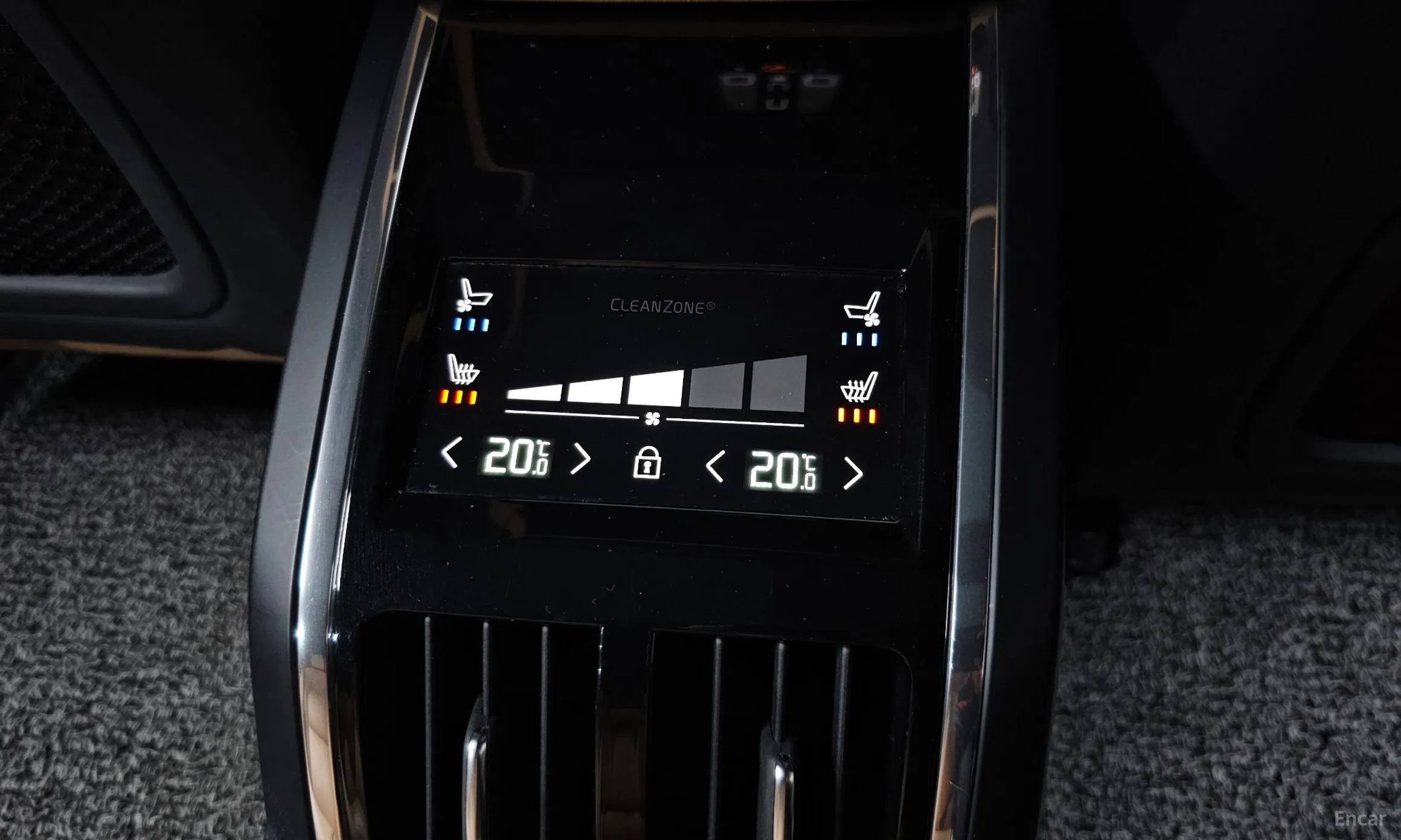 Volvo S90 превью 19