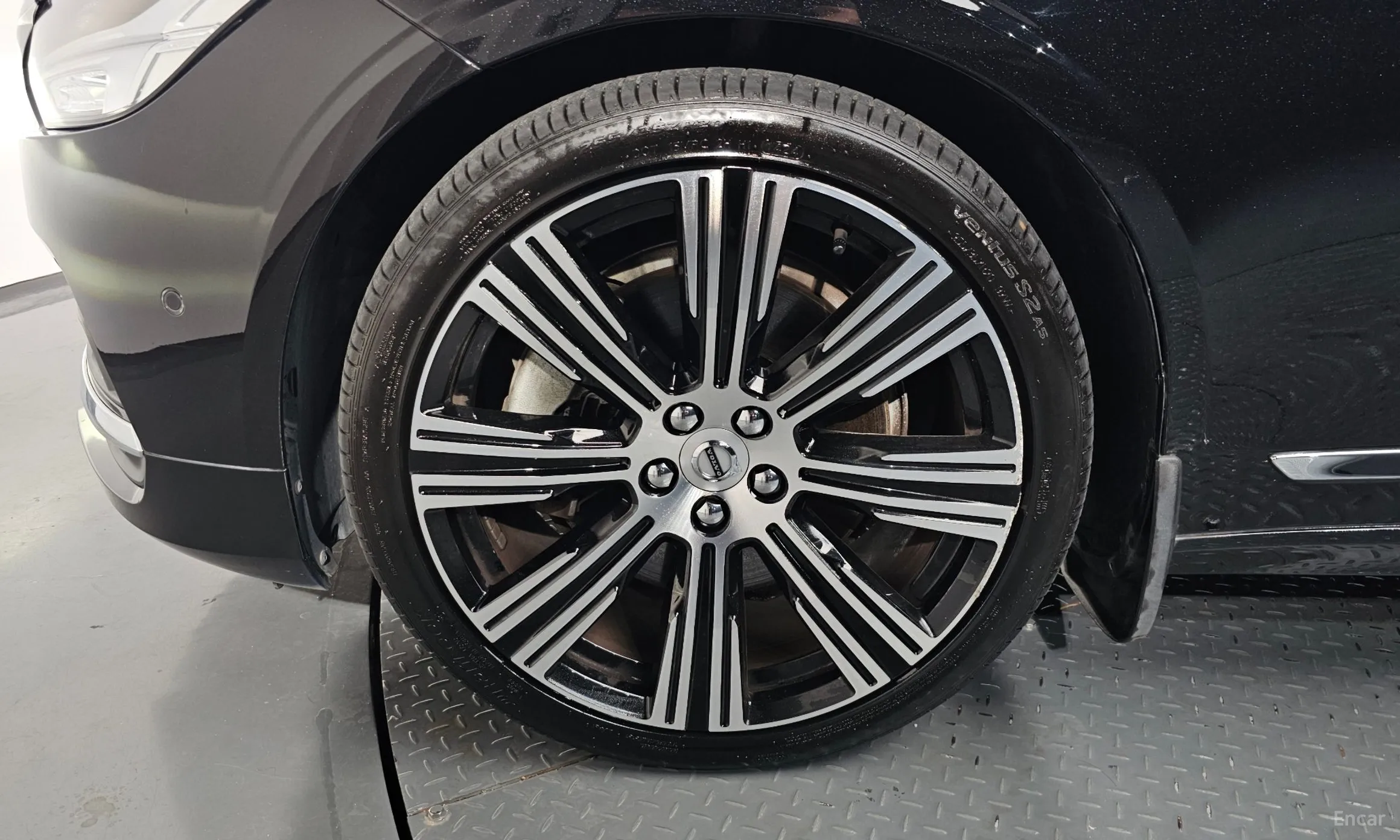 Volvo S90 превью 5