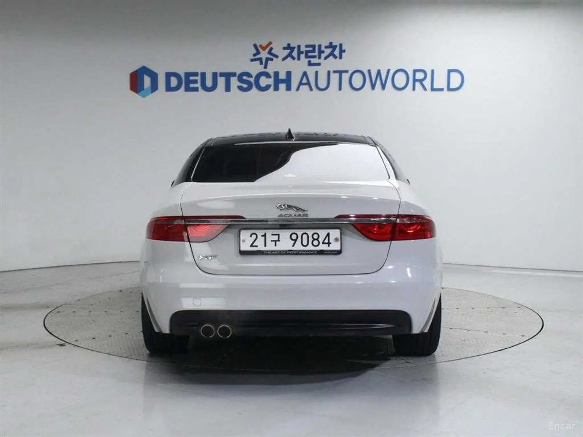 Jaguar XF (x260) превью 4
