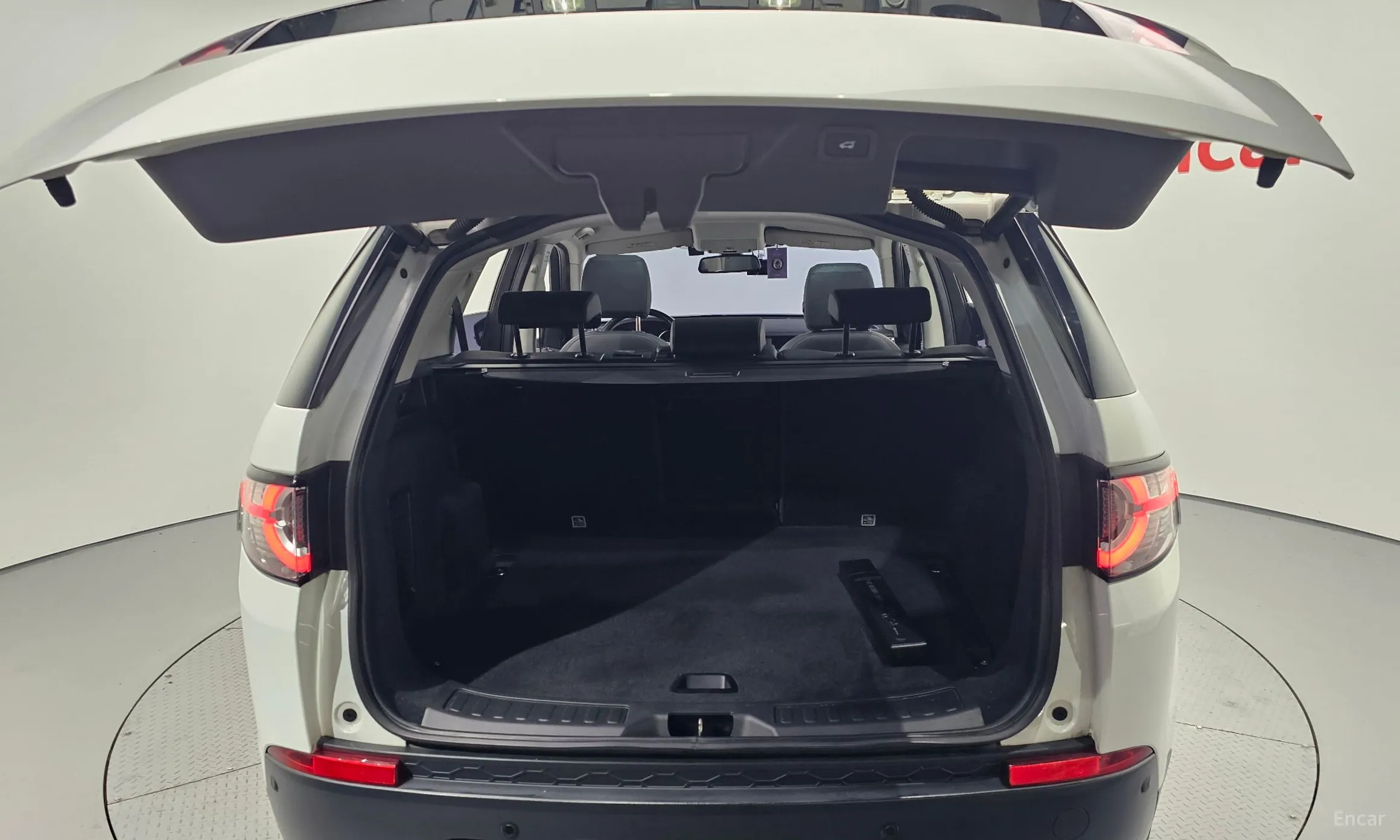 Land Rover Discovery Sports превью 20