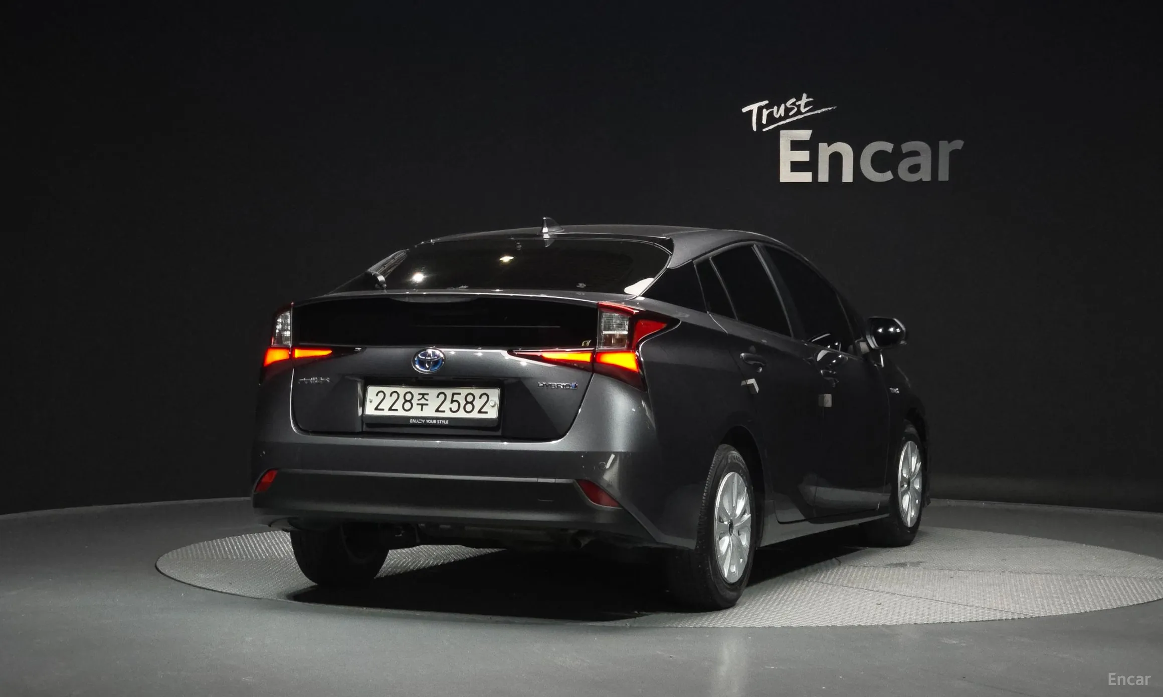 Toyota Prius 4th Generation