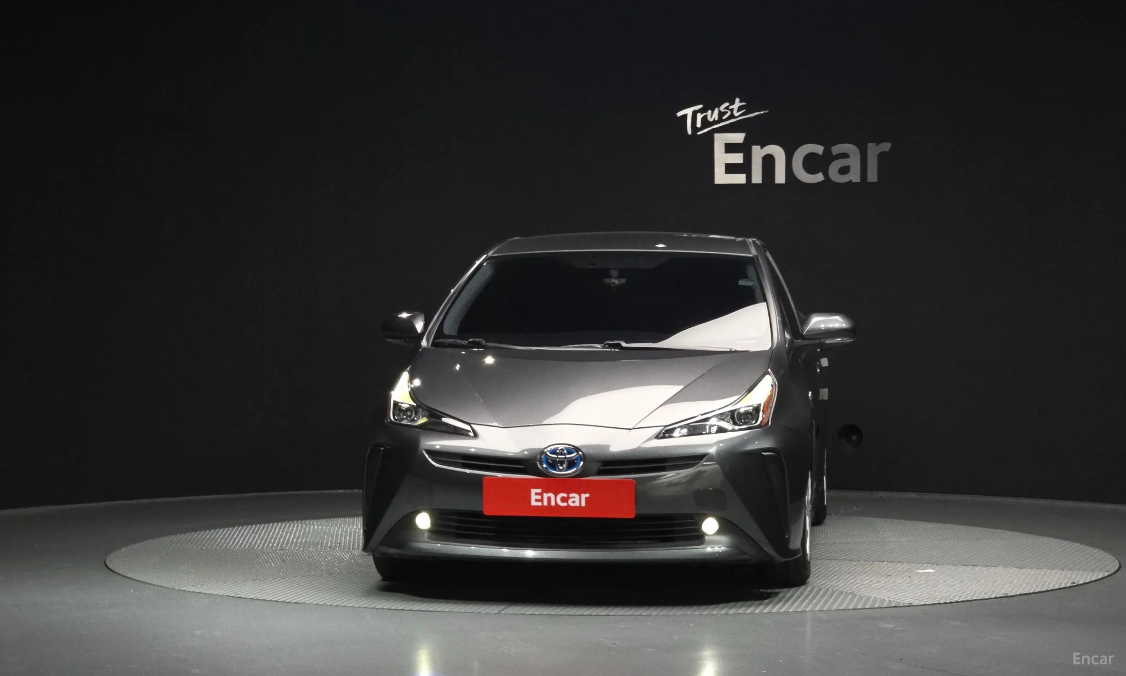 Toyota Prius 4th Generation превью 3