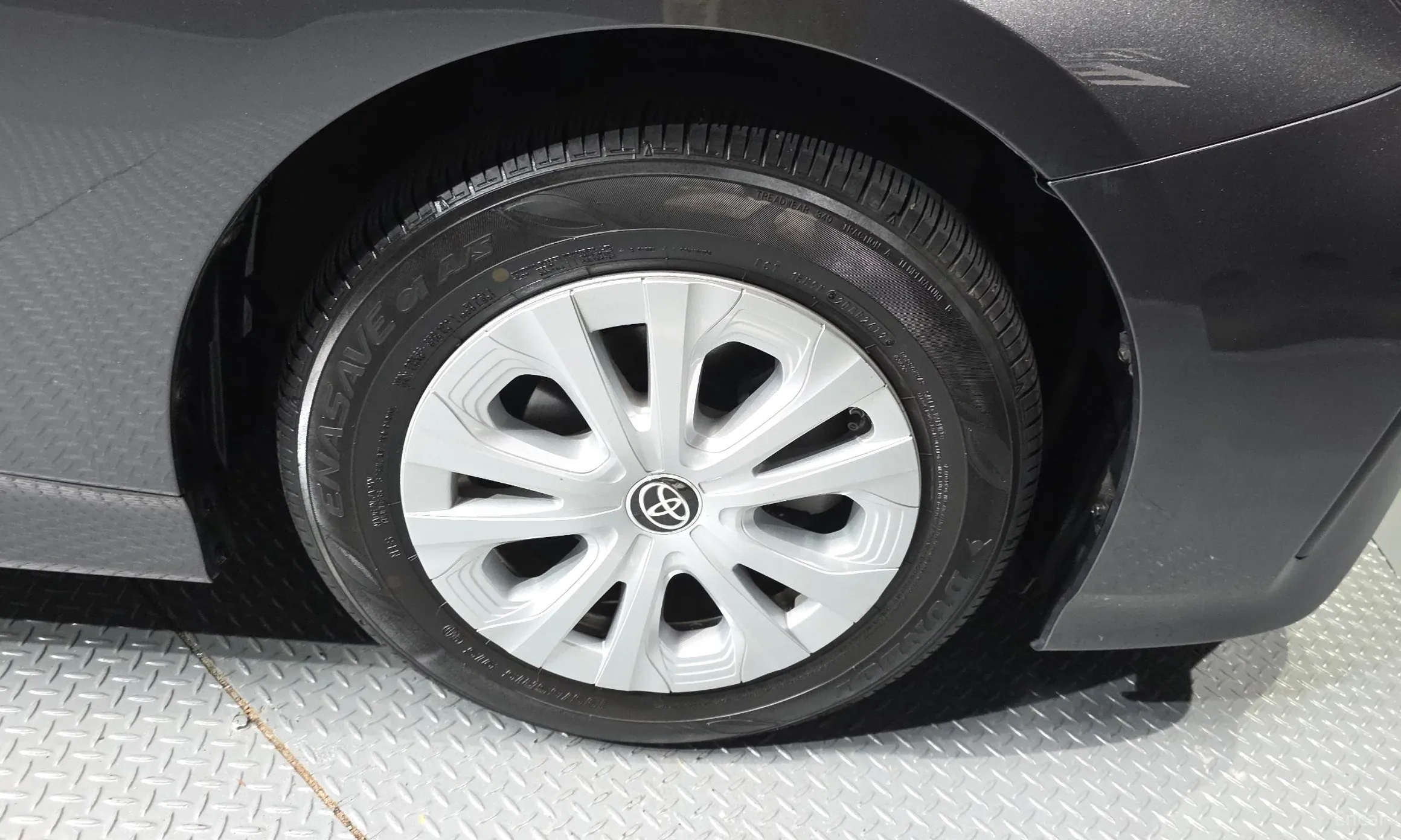 Toyota Prius 4th Generation превью 5