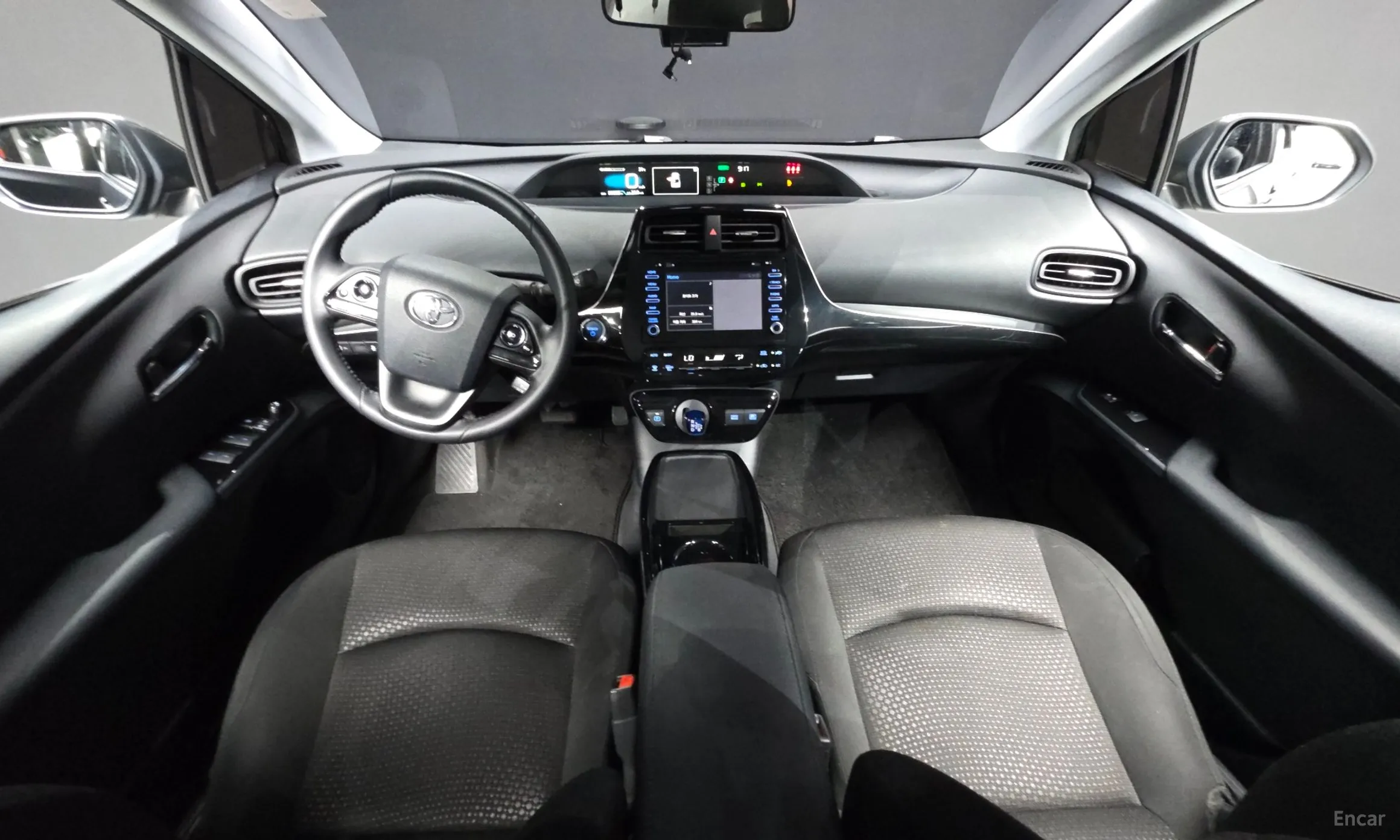 Toyota Prius 4th Generation превью 7