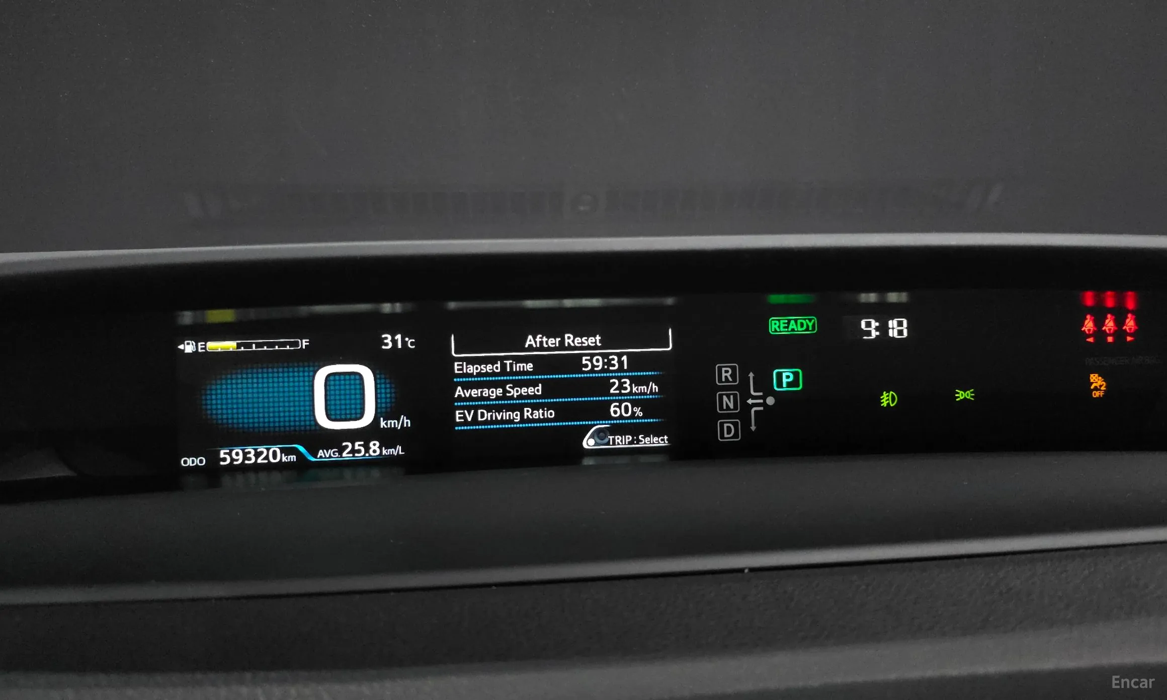 Toyota Prius 4th Generation превью 8