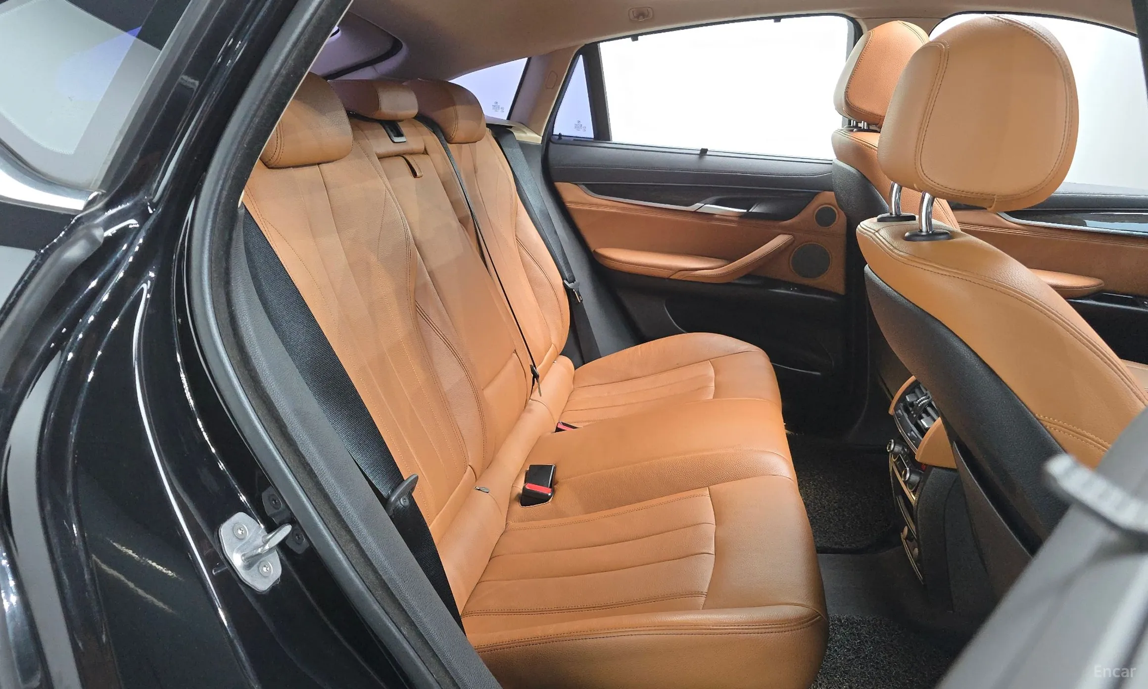 BMW X6 (F16) превью 12
