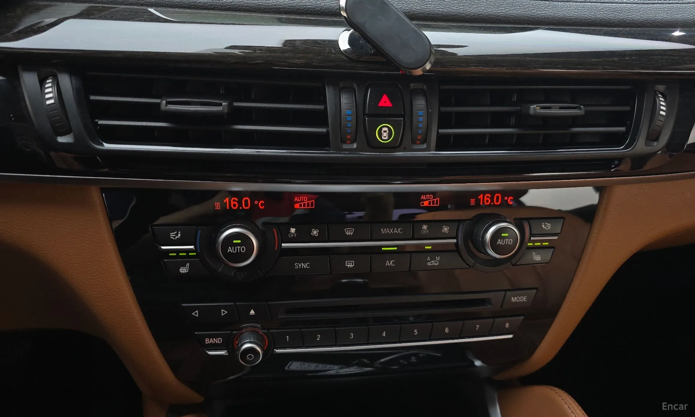 BMW X6 (F16) превью 16