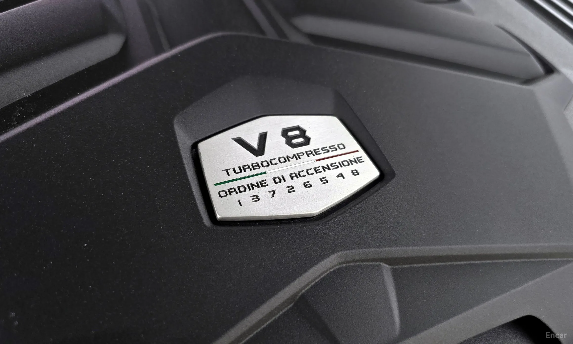 Lamborghini Urus превью 17