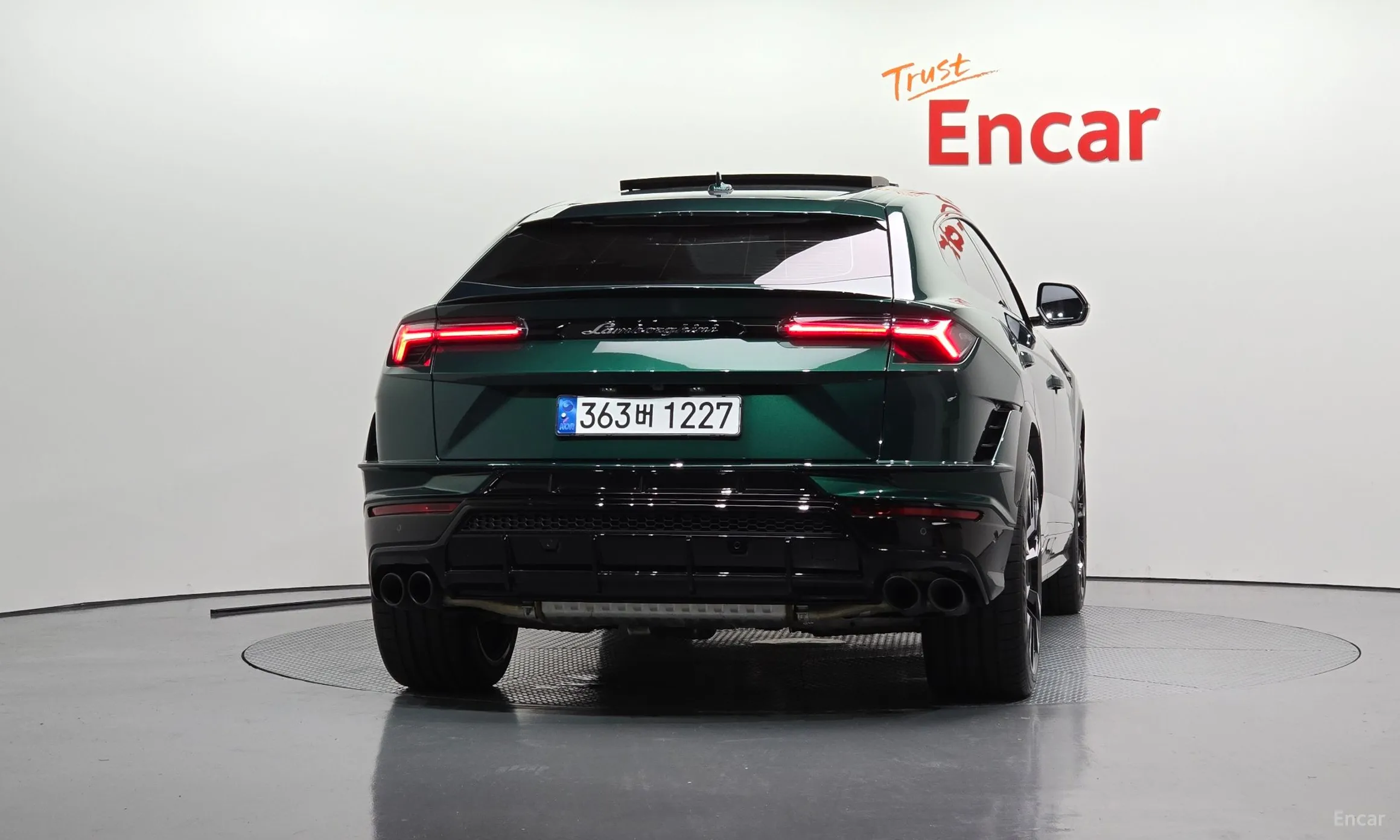 Lamborghini Urus превью 4