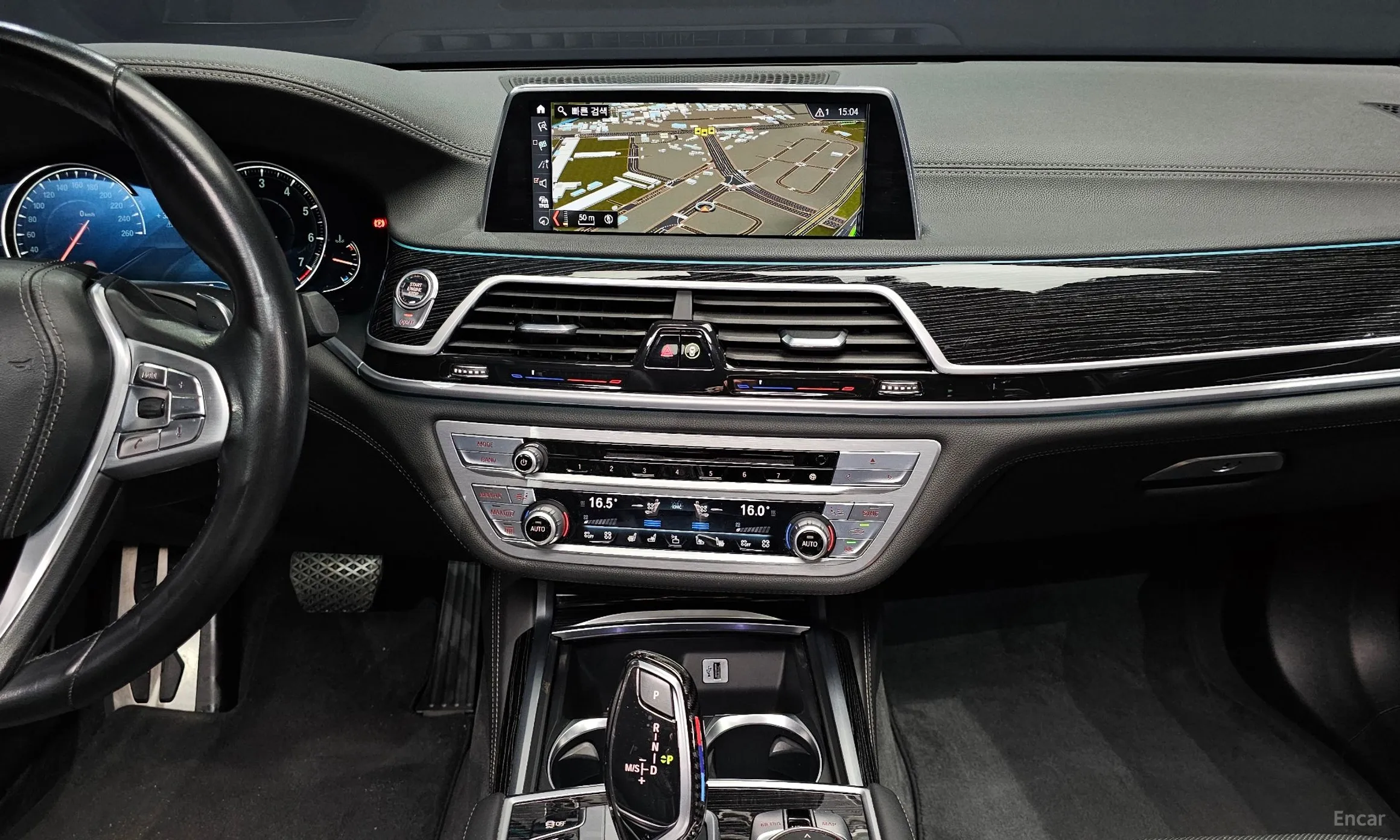 BMW 7 Series (G11) превью 14