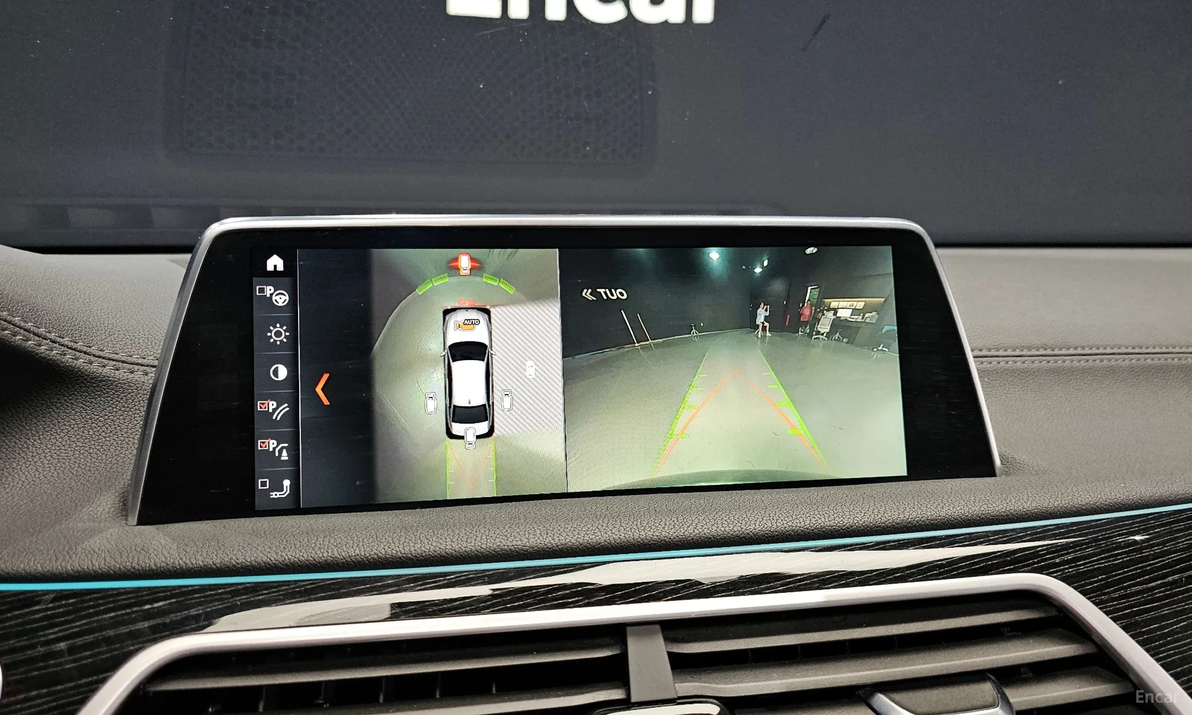 BMW 7 Series (G11) превью 15