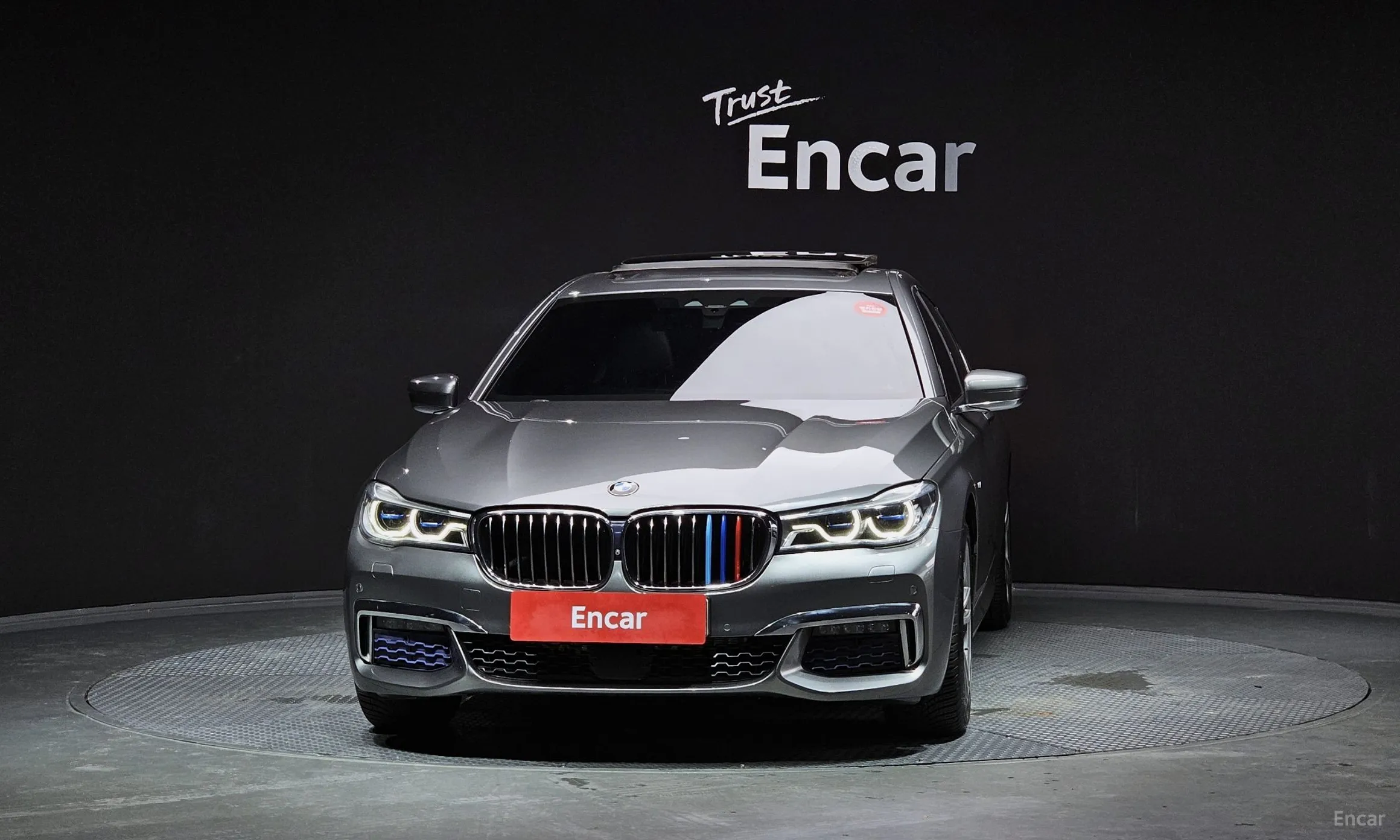 BMW 7 Series (G11) превью 3