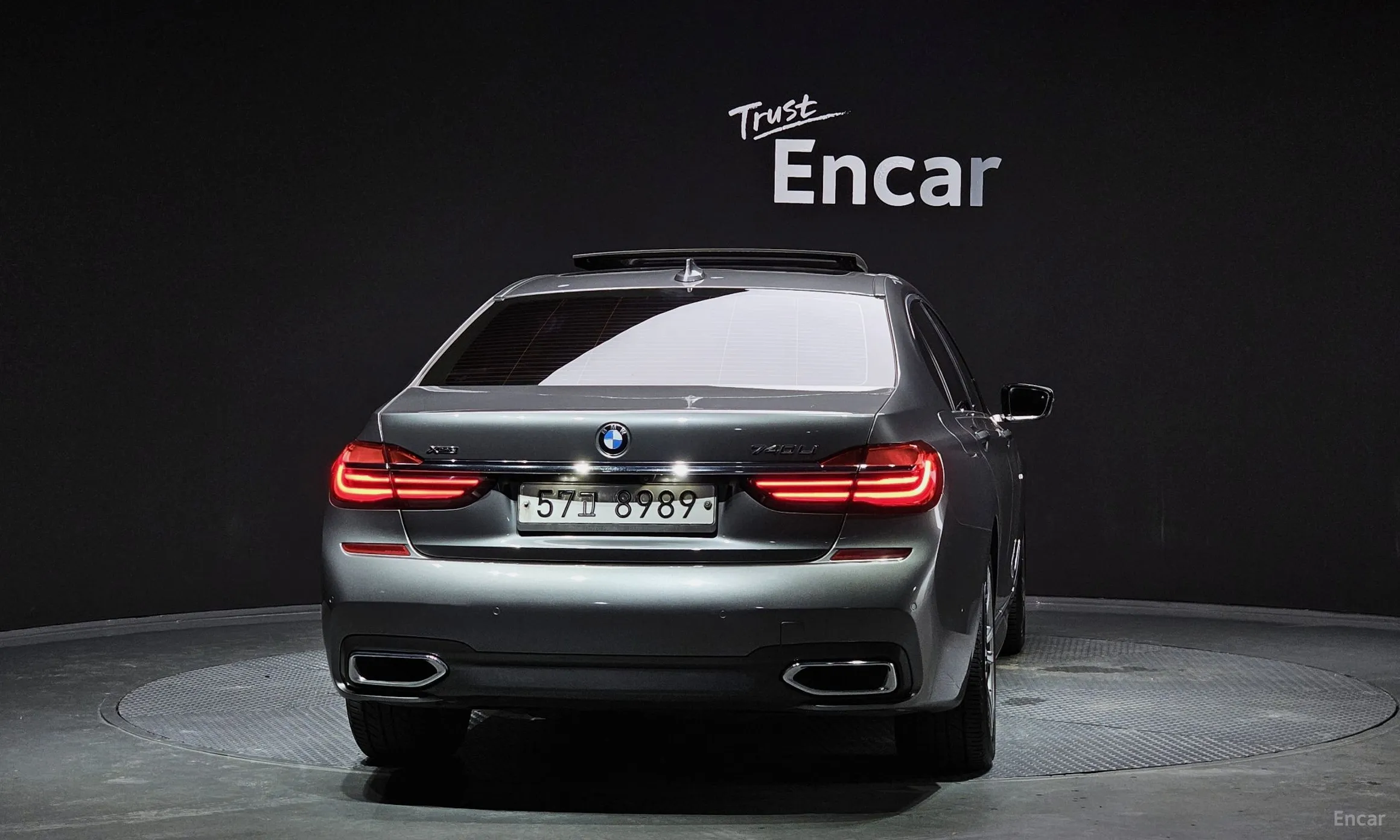BMW 7 Series (G11) превью 4