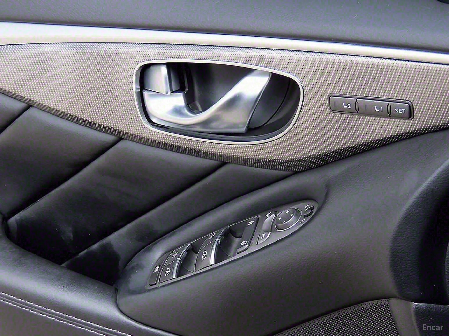Infiniti Q50 превью 11