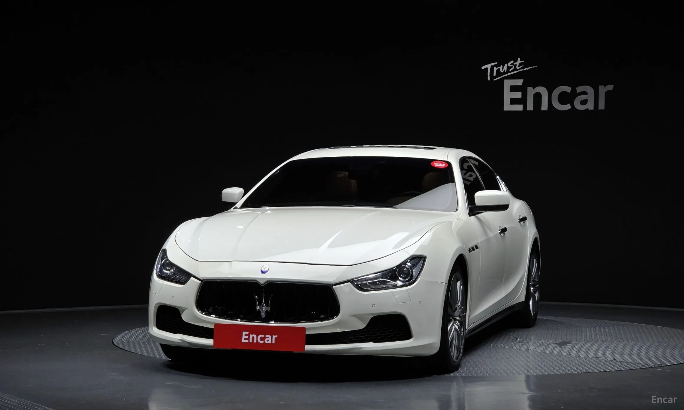 Maserati Ghibli превью 3