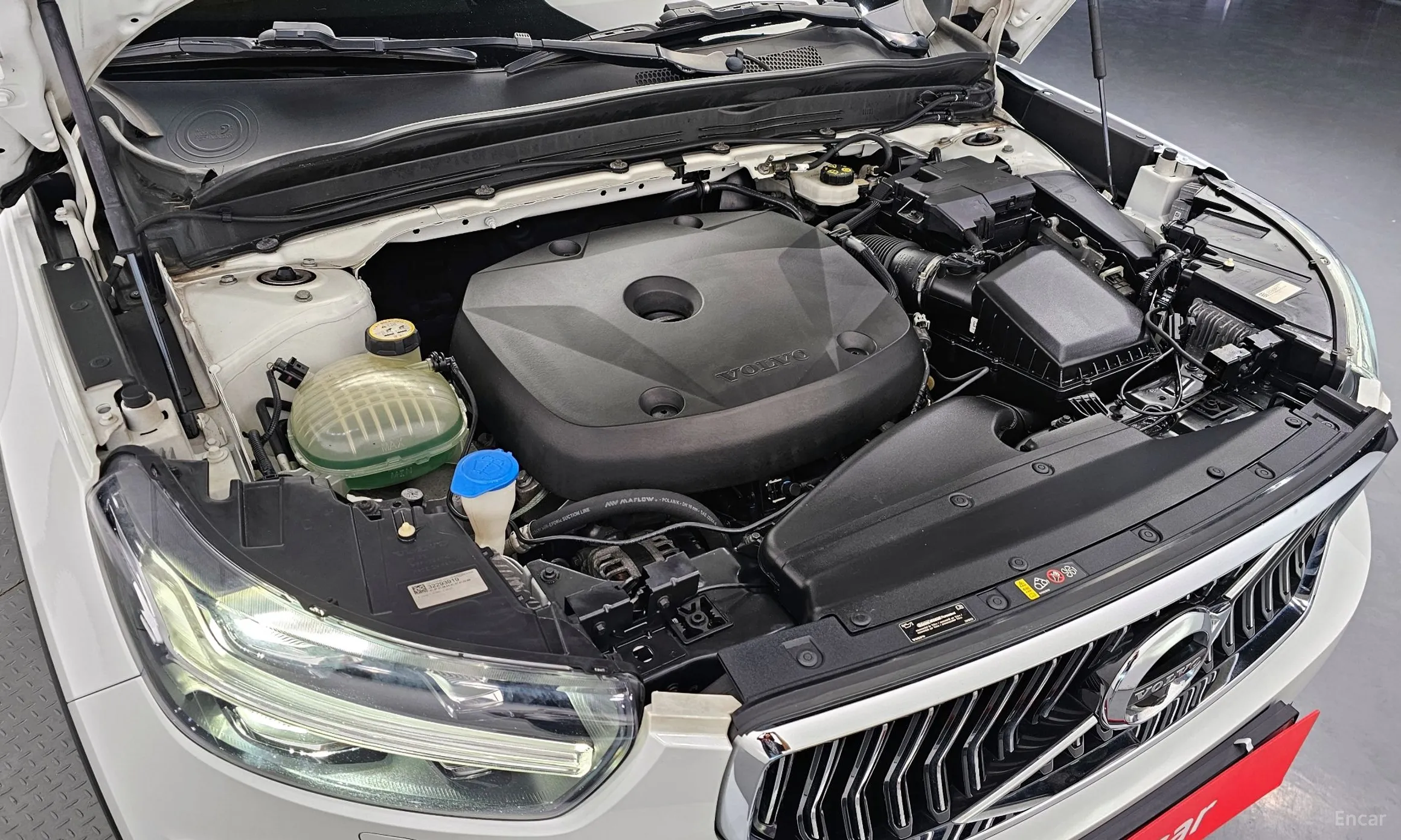 Volvo XC40 превью 6