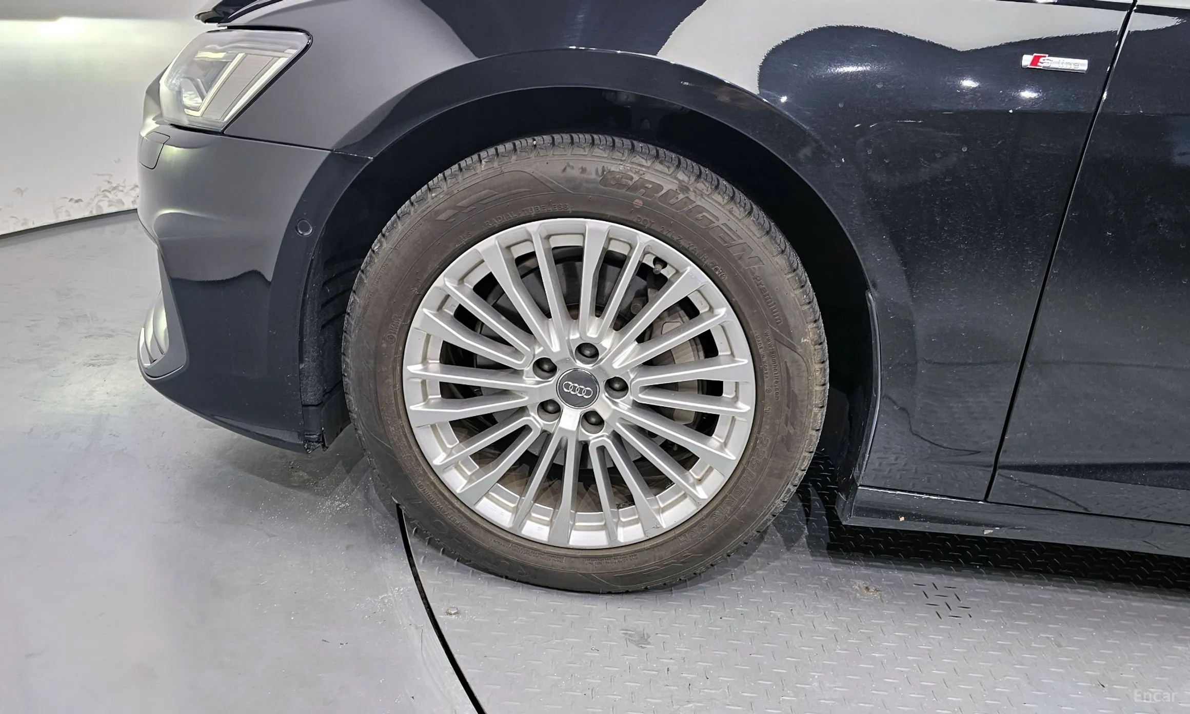 Audi A6 (C8) превью 5