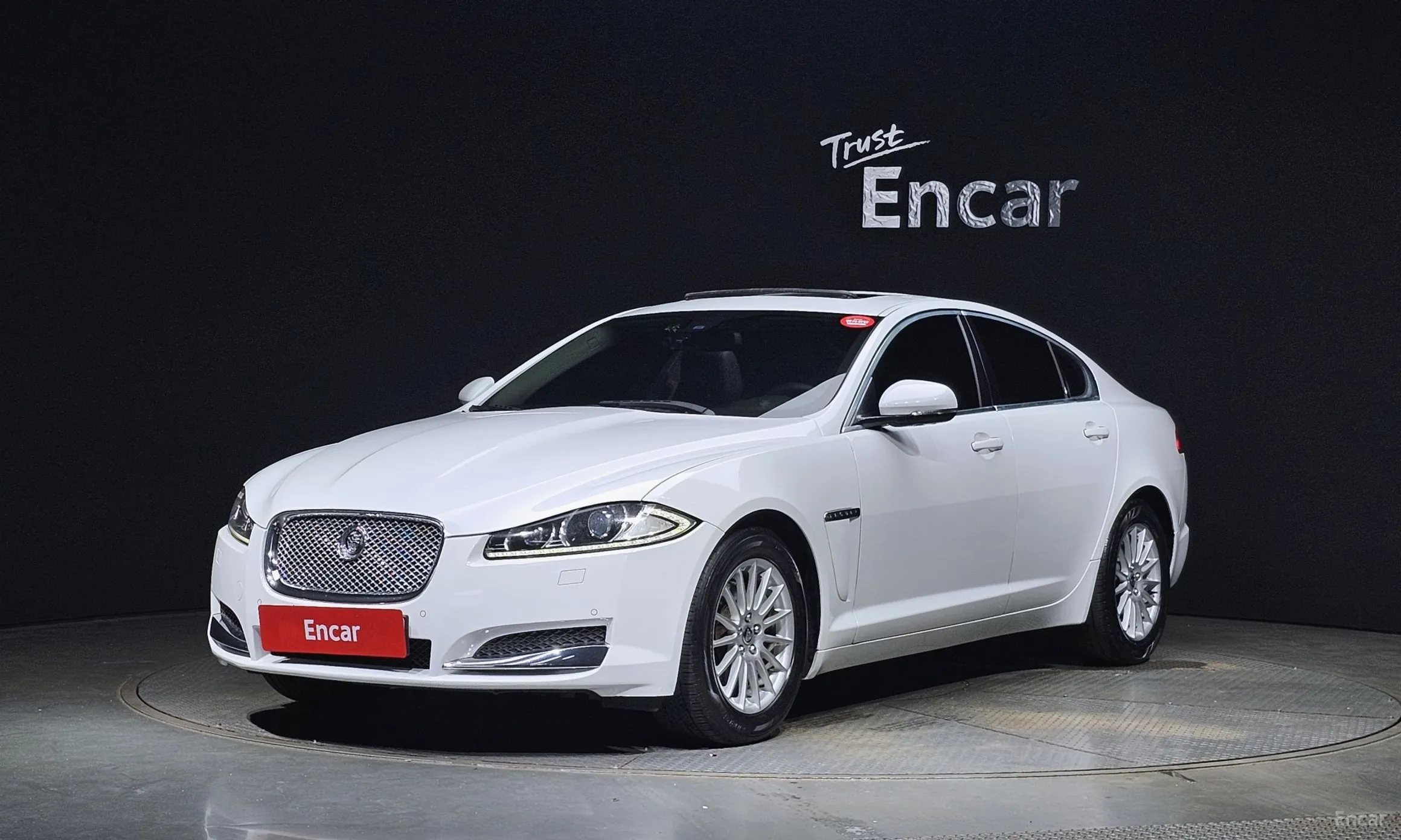 Jaguar New XF