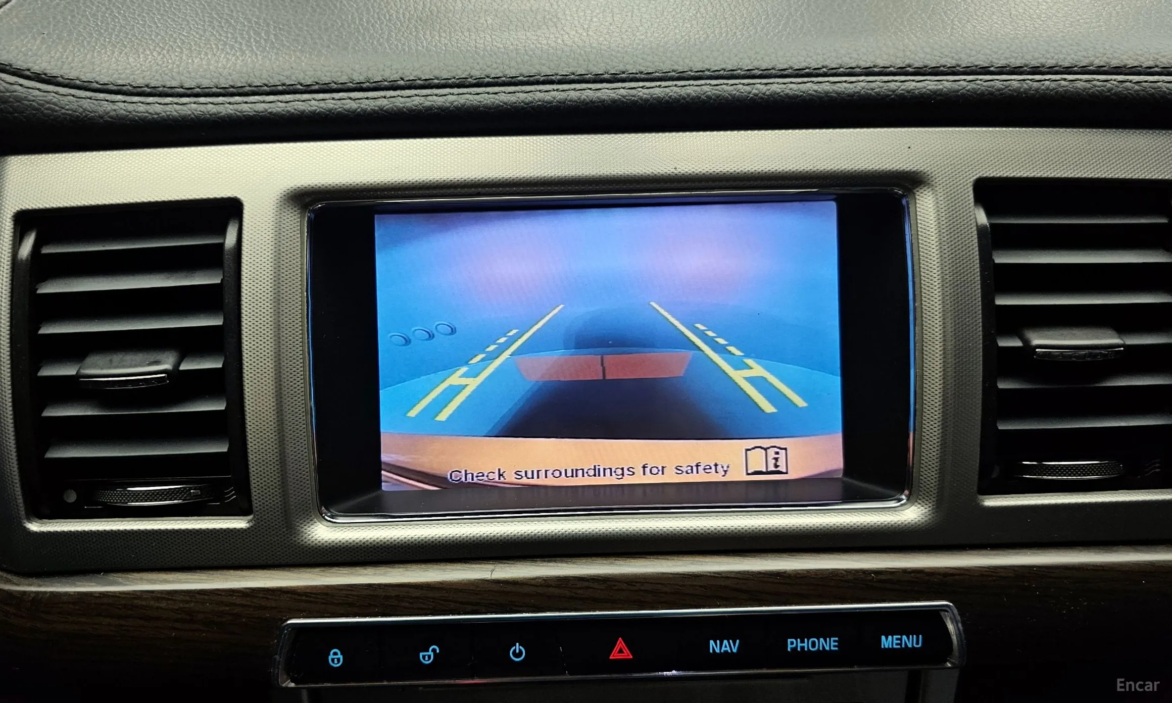 Jaguar New XF превью 15