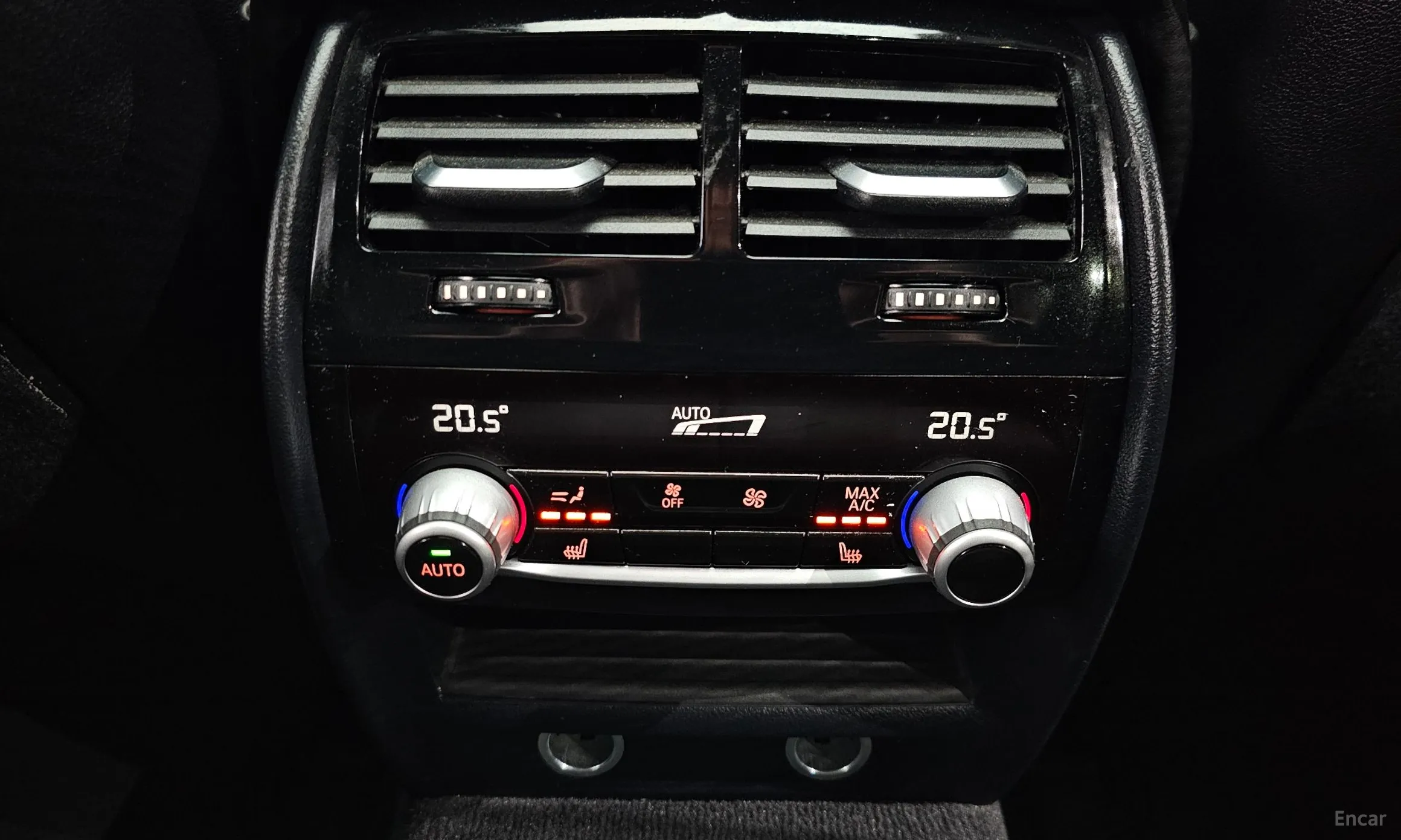 BMW 5 Series (G30) превью 19