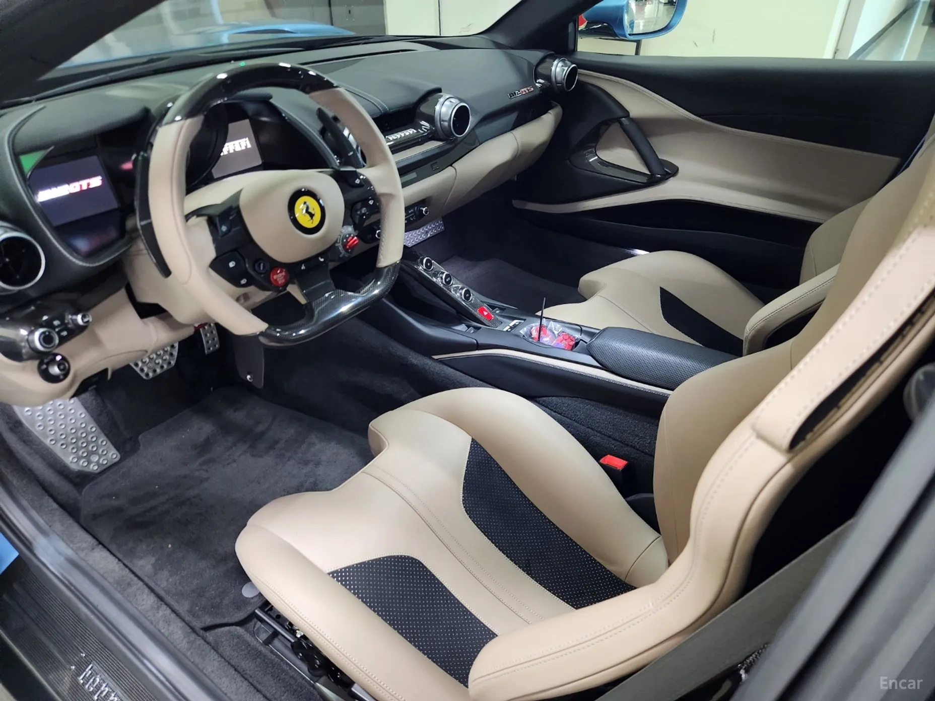 Ferrari 812 GTS превью 17