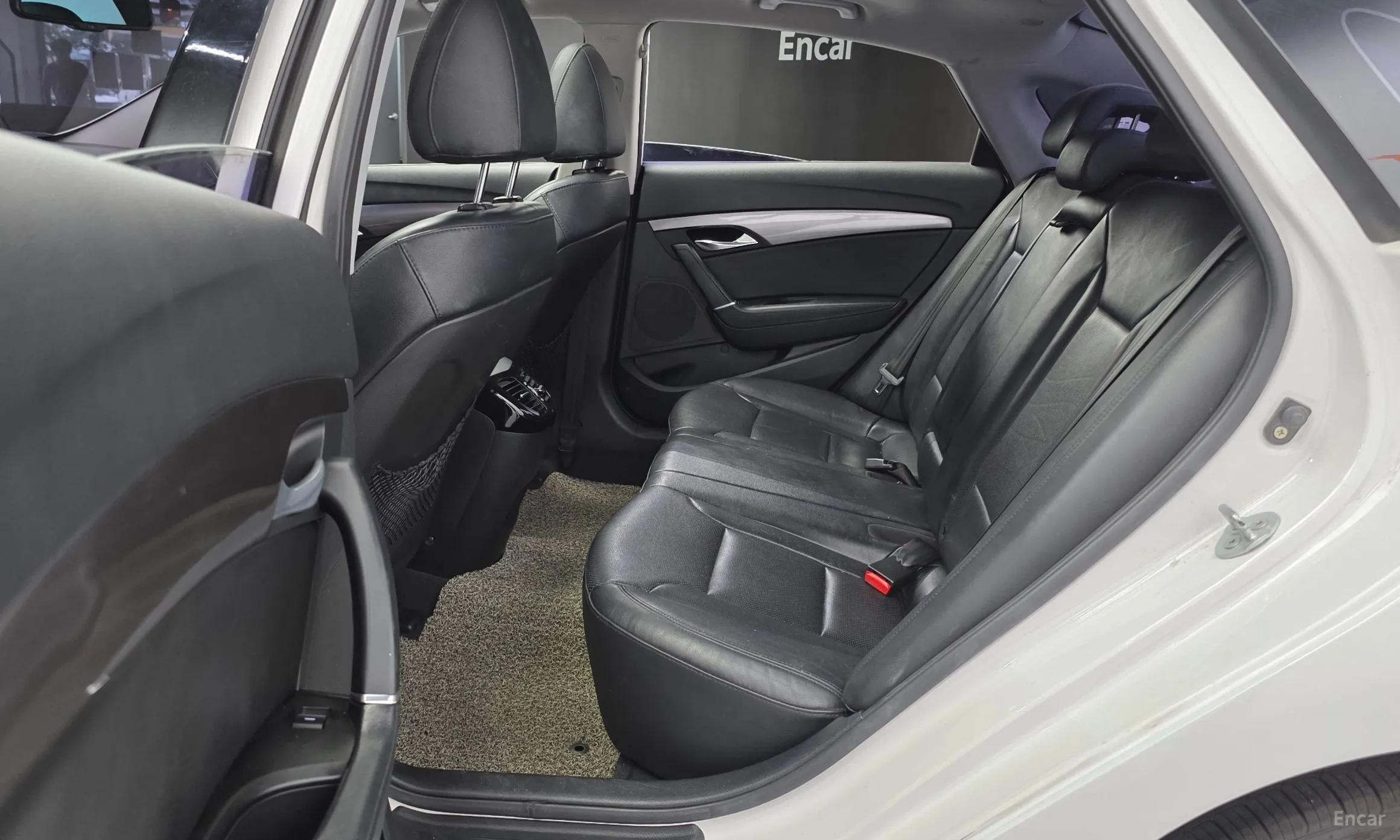 Hyundai i40 Saloon превью 13