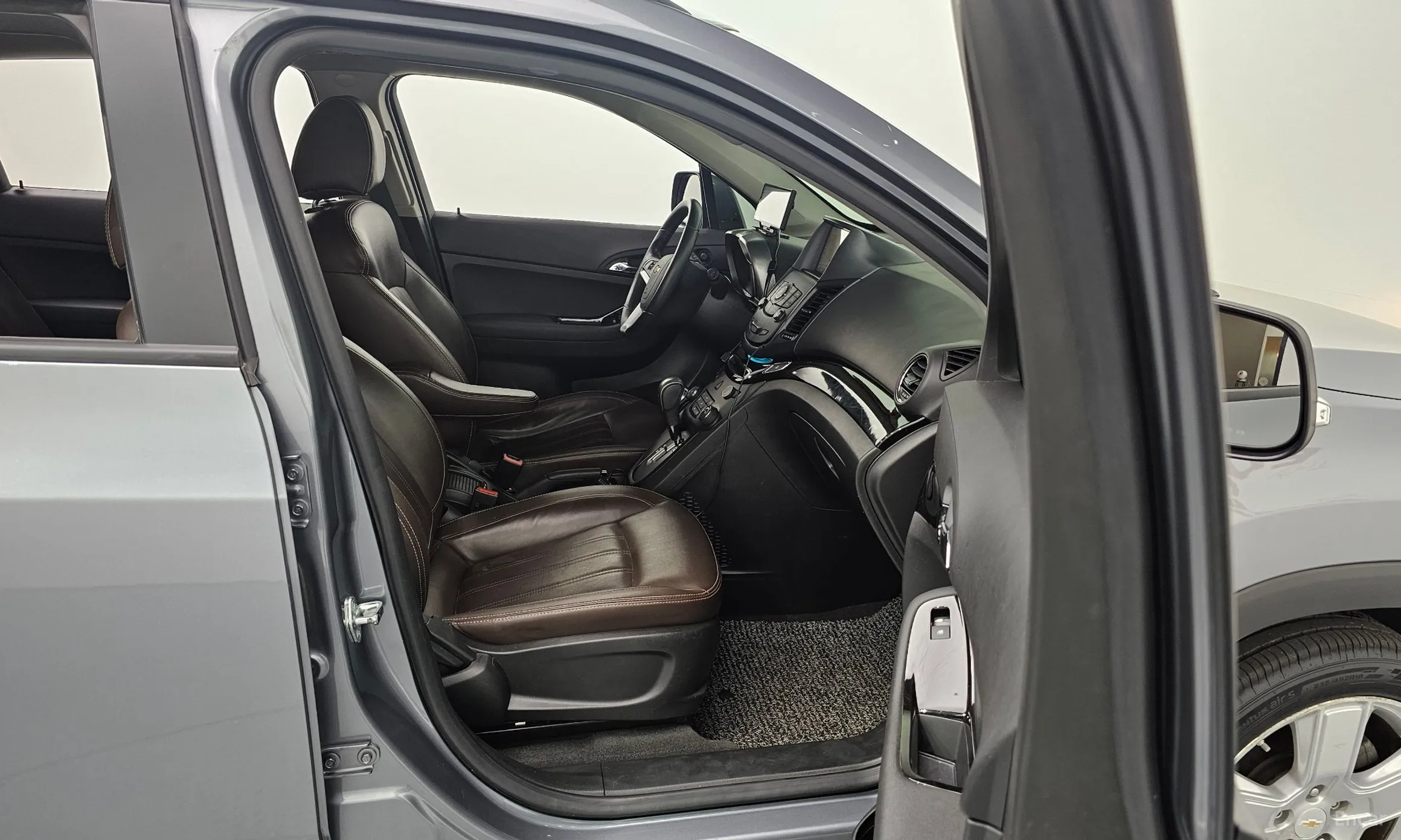 Chevrolet (GM Daewoo) Orlando превью 17