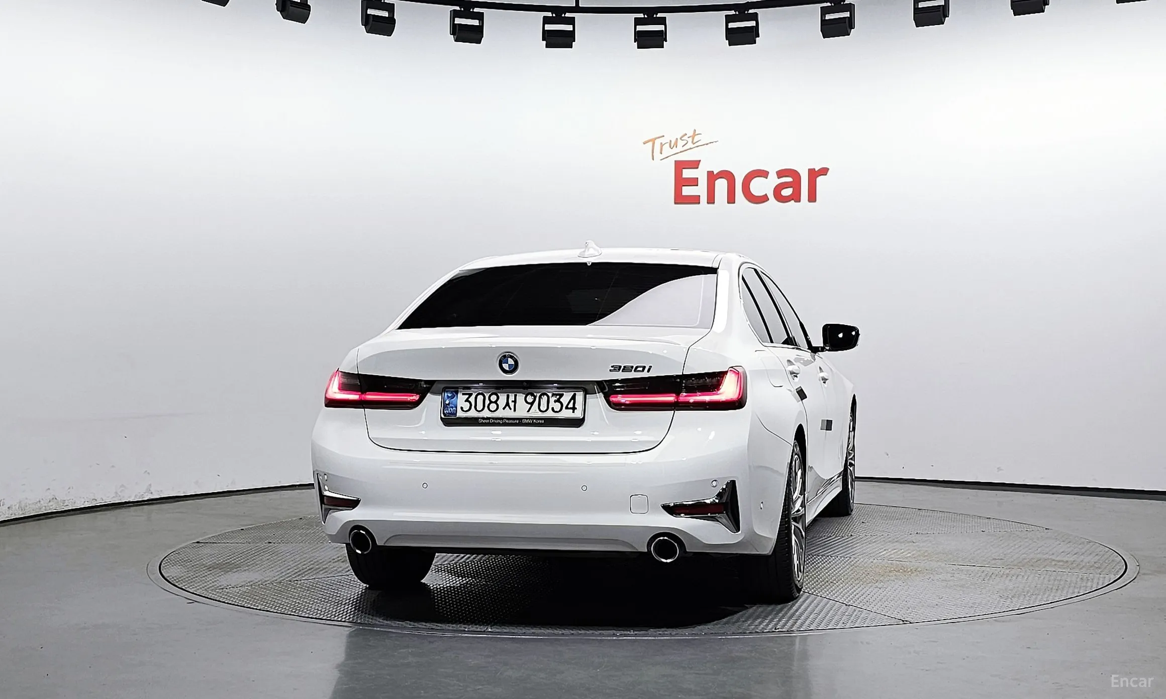 BMW 3 Series (G20) превью 4