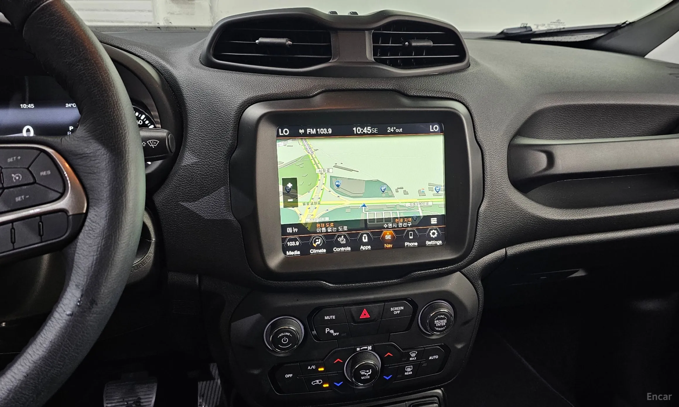 Jeep Renegade превью 14