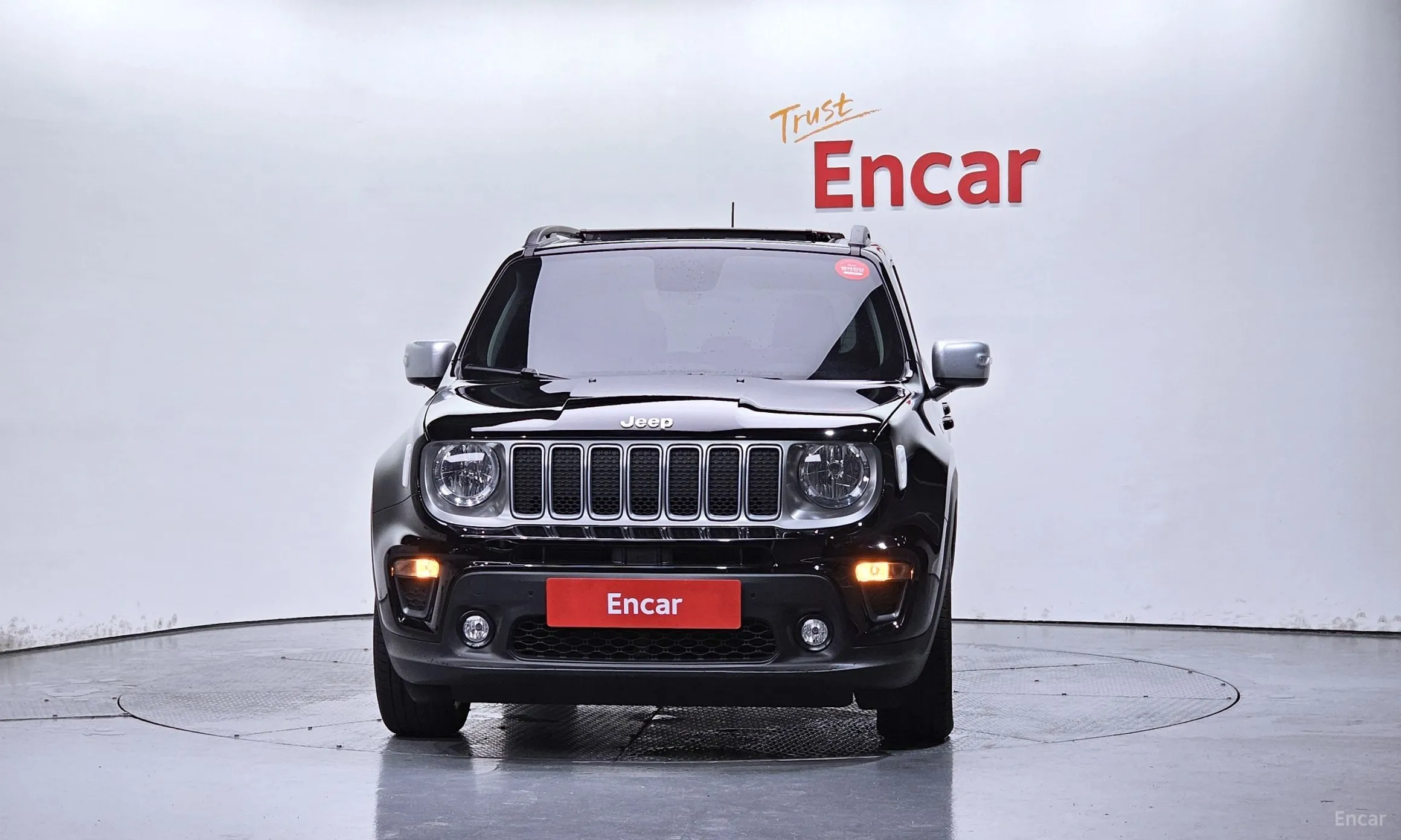 Jeep Renegade превью 3