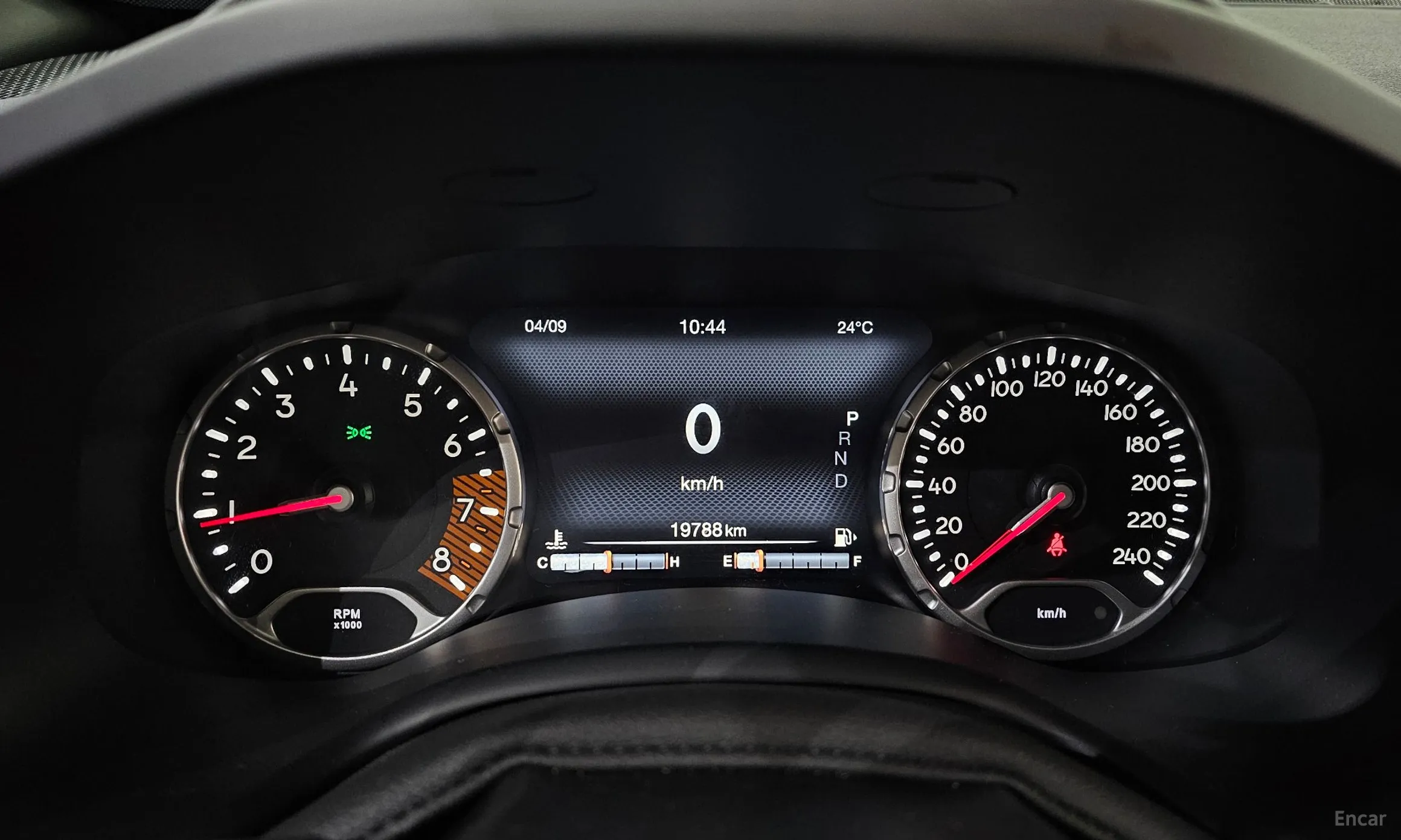 Jeep Renegade превью 8