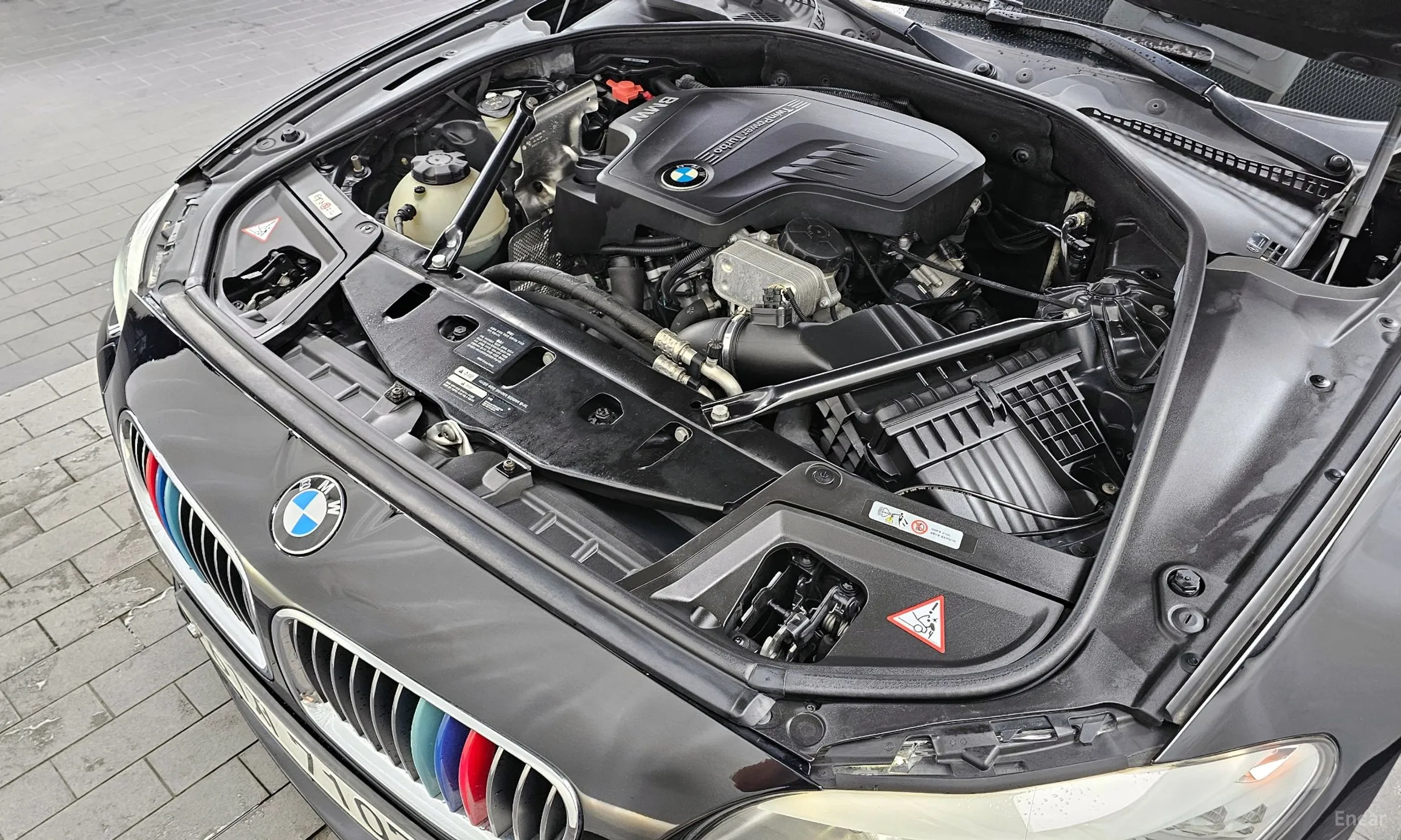BMW 5 Series (F10) превью 6