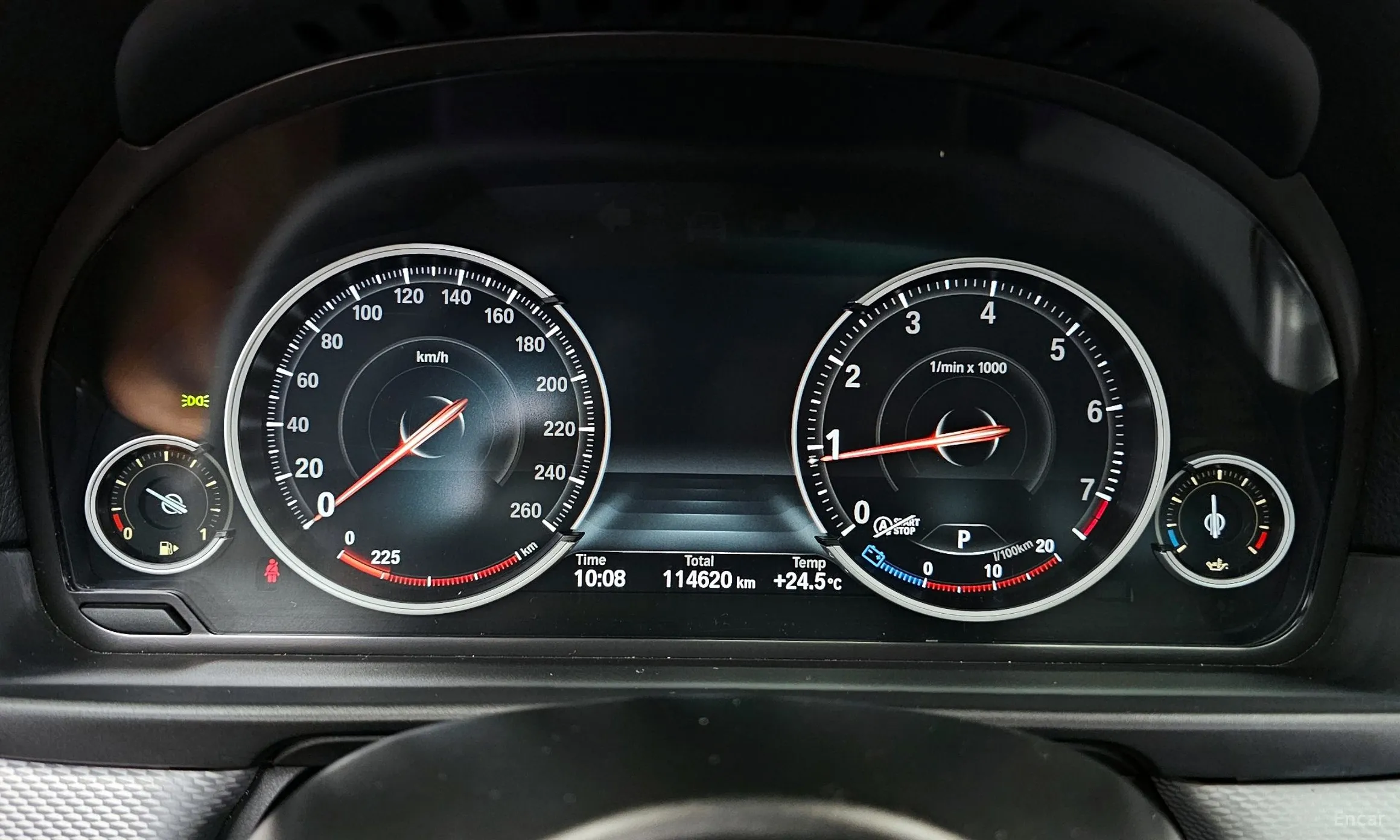 BMW 5 Series (F10) превью 8