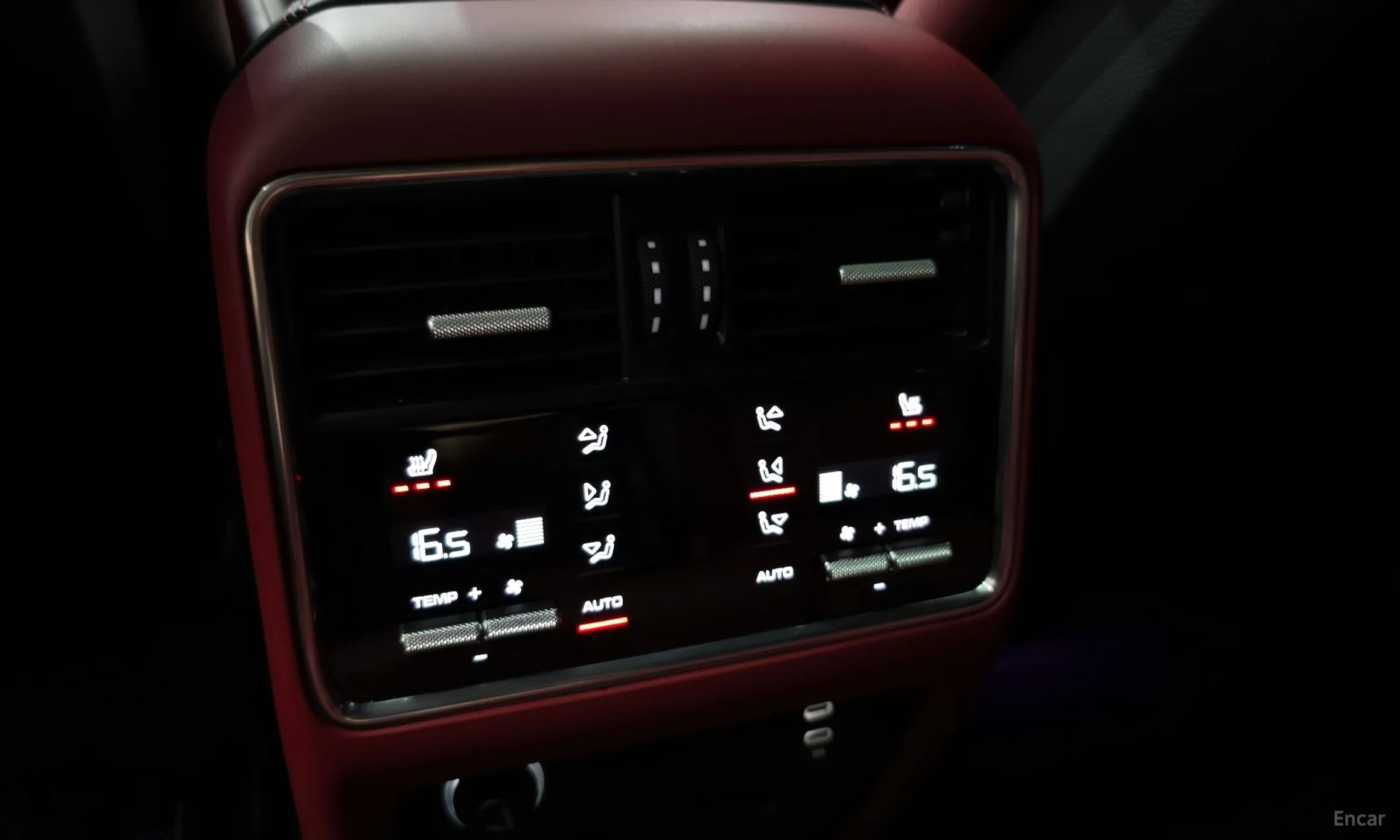 Porsche Cayenne (PO536) превью 16
