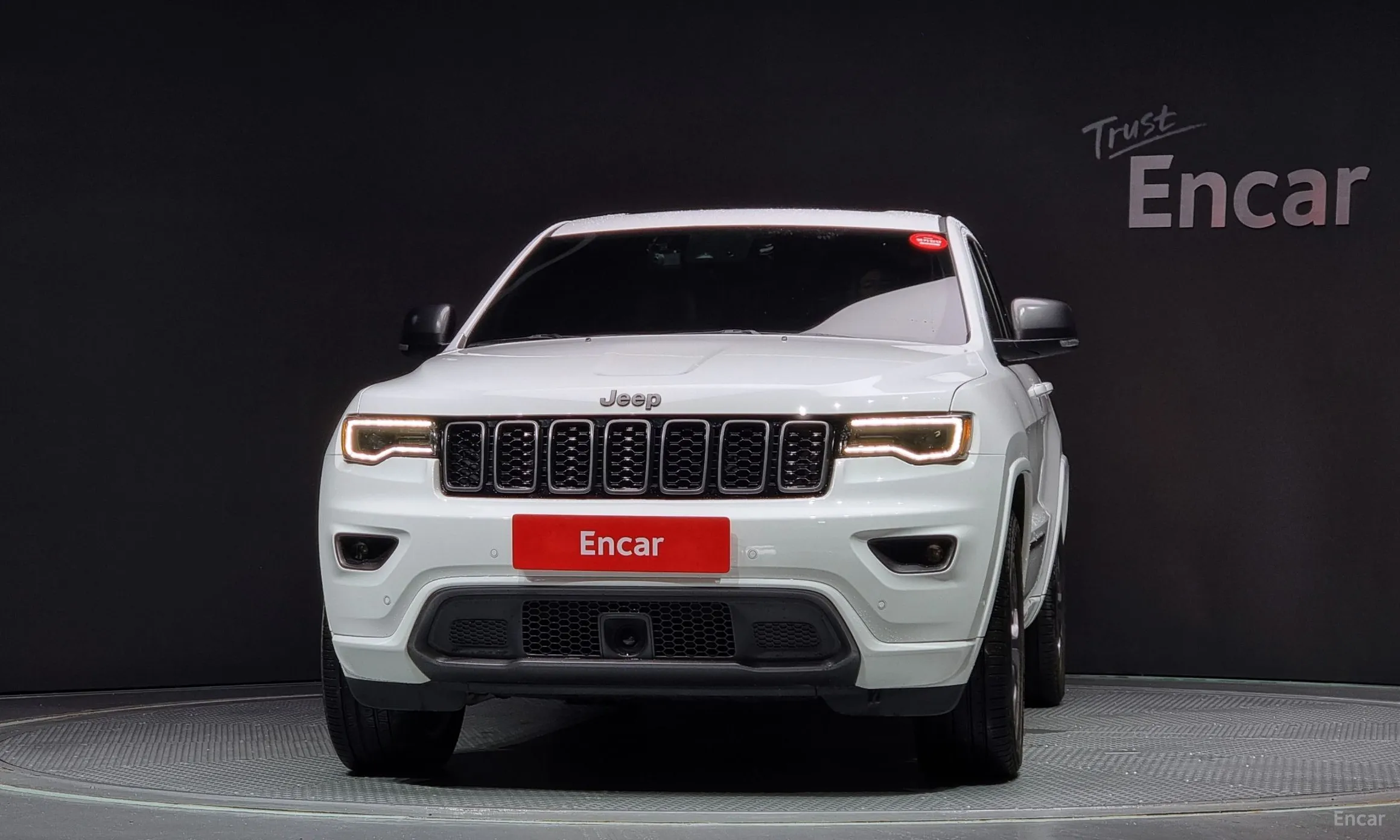 Jeep Grand Cherokee превью 3